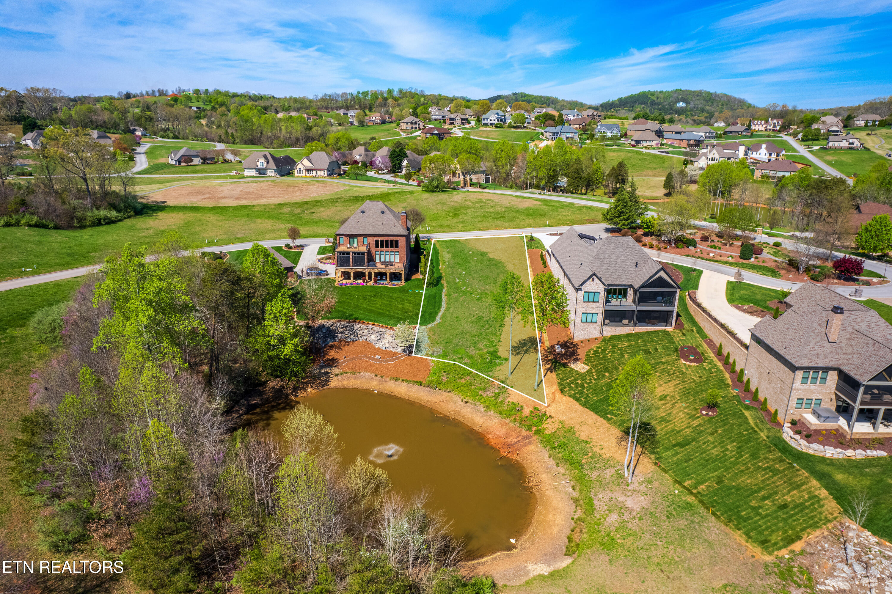 101 Breakers Drive Vonore TN 37885