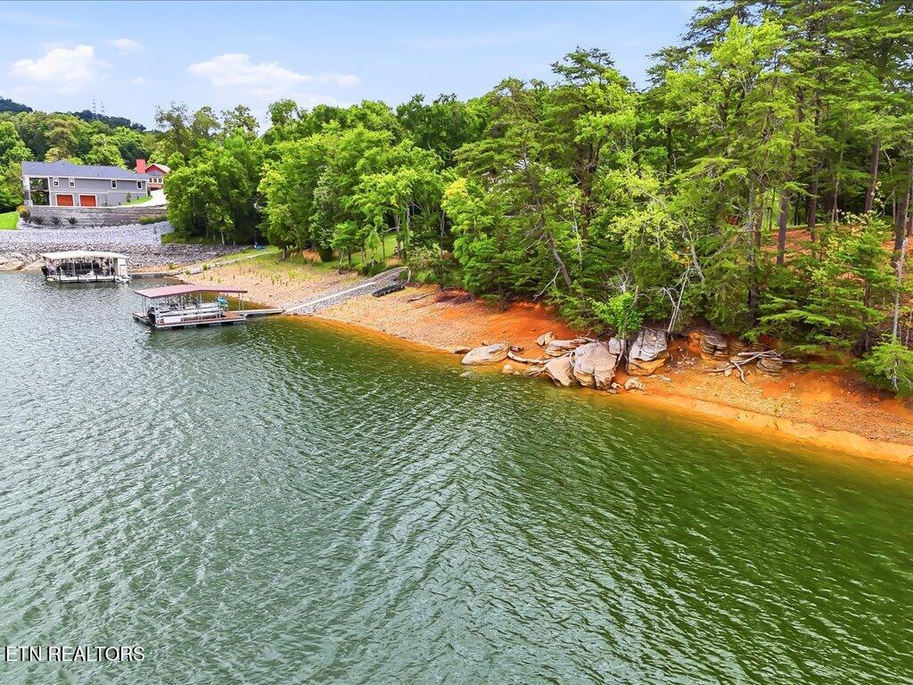 1716 Taskigi Court Mooresburg TN 37811