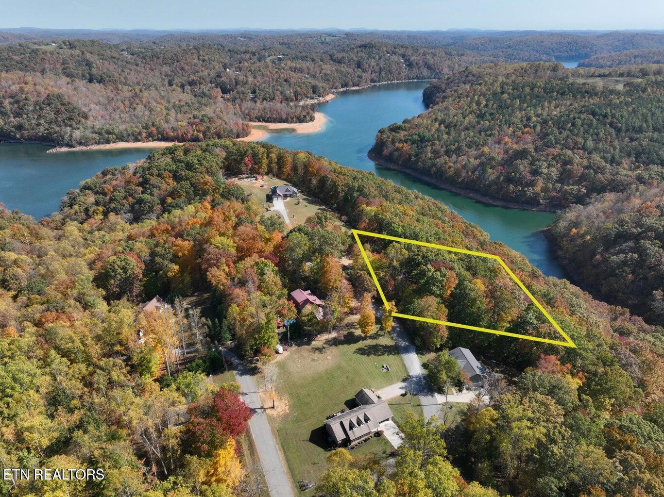 158 Cheri Lane Caryville TN 37714