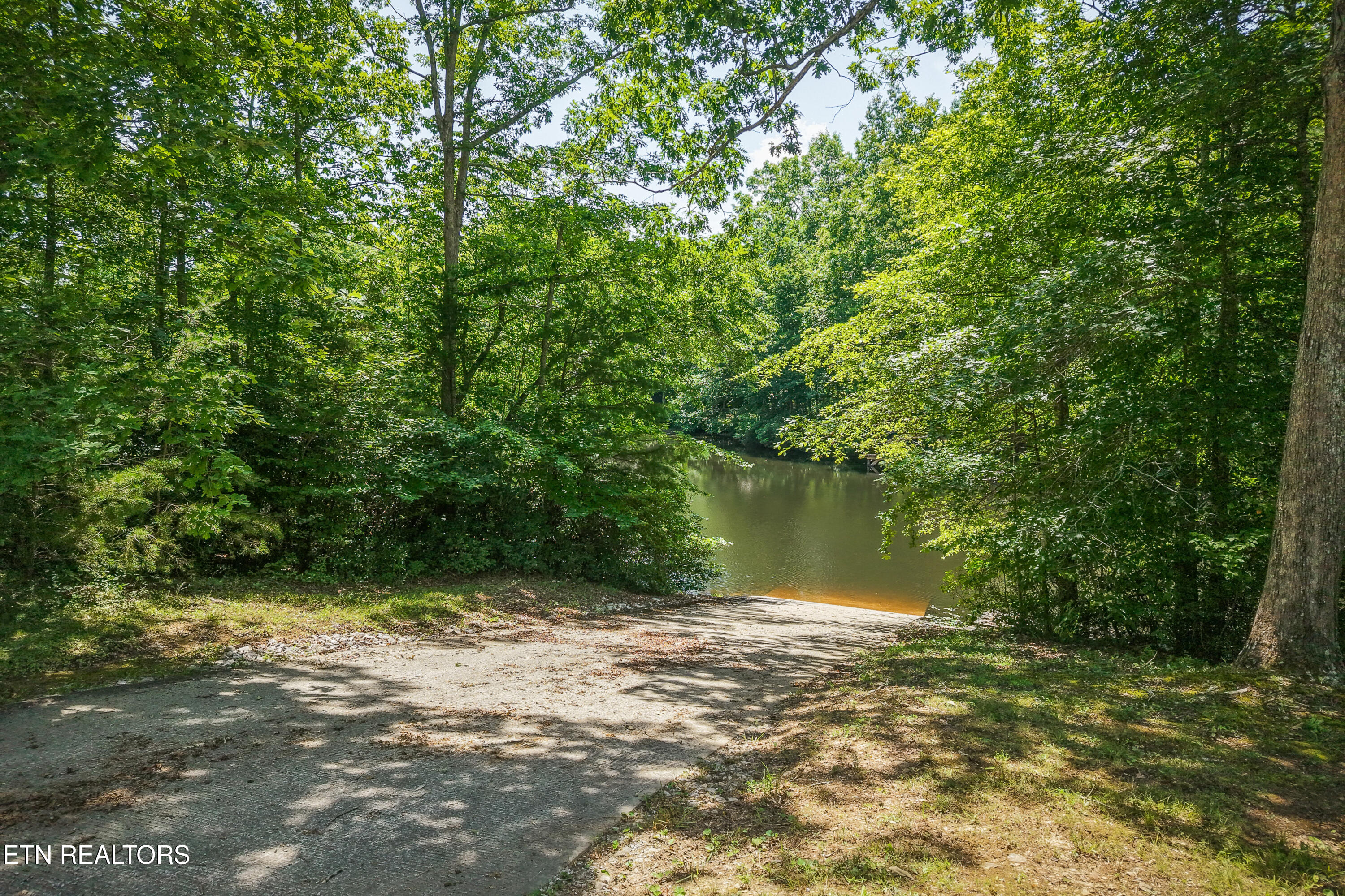Parkview Drive Monterey TN 38574
