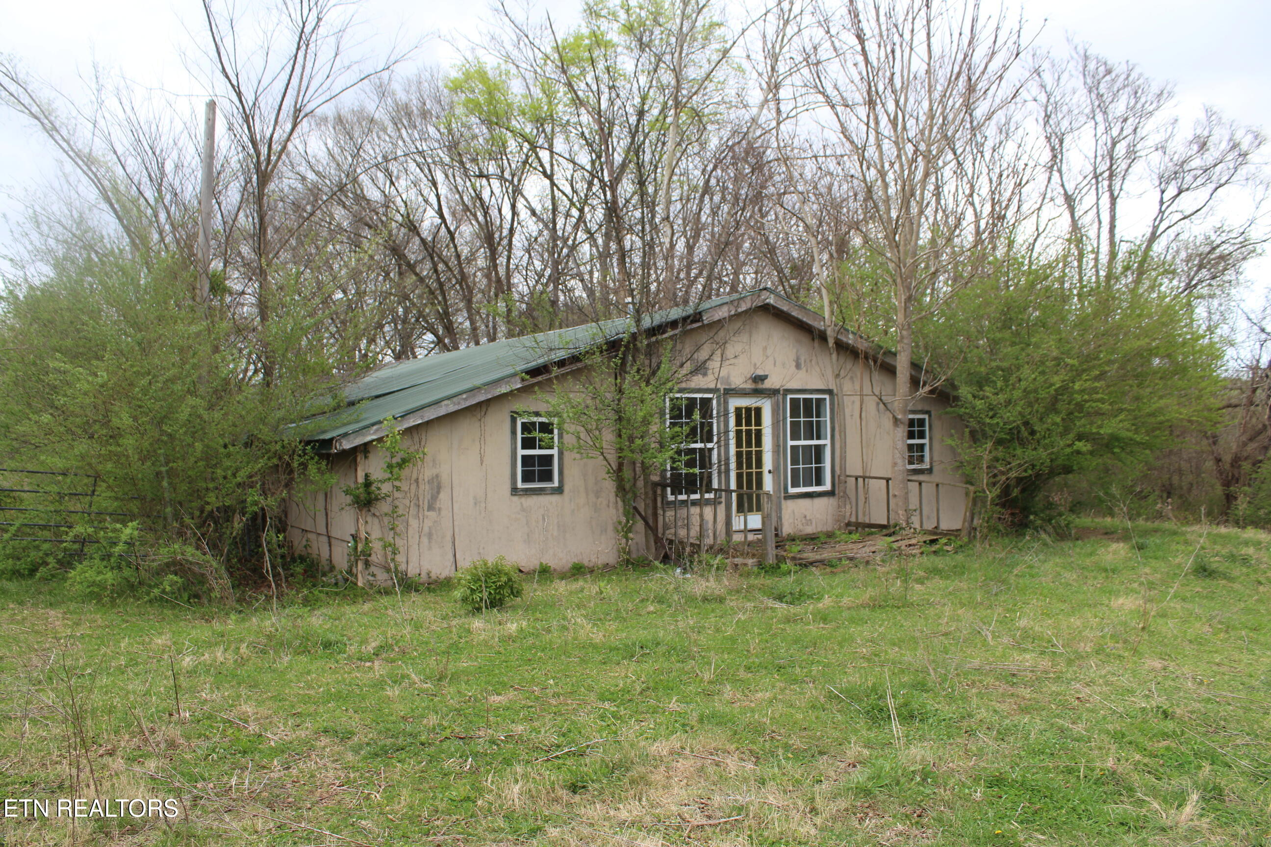 171 Gooseneck Lane Jamestown TN 38556