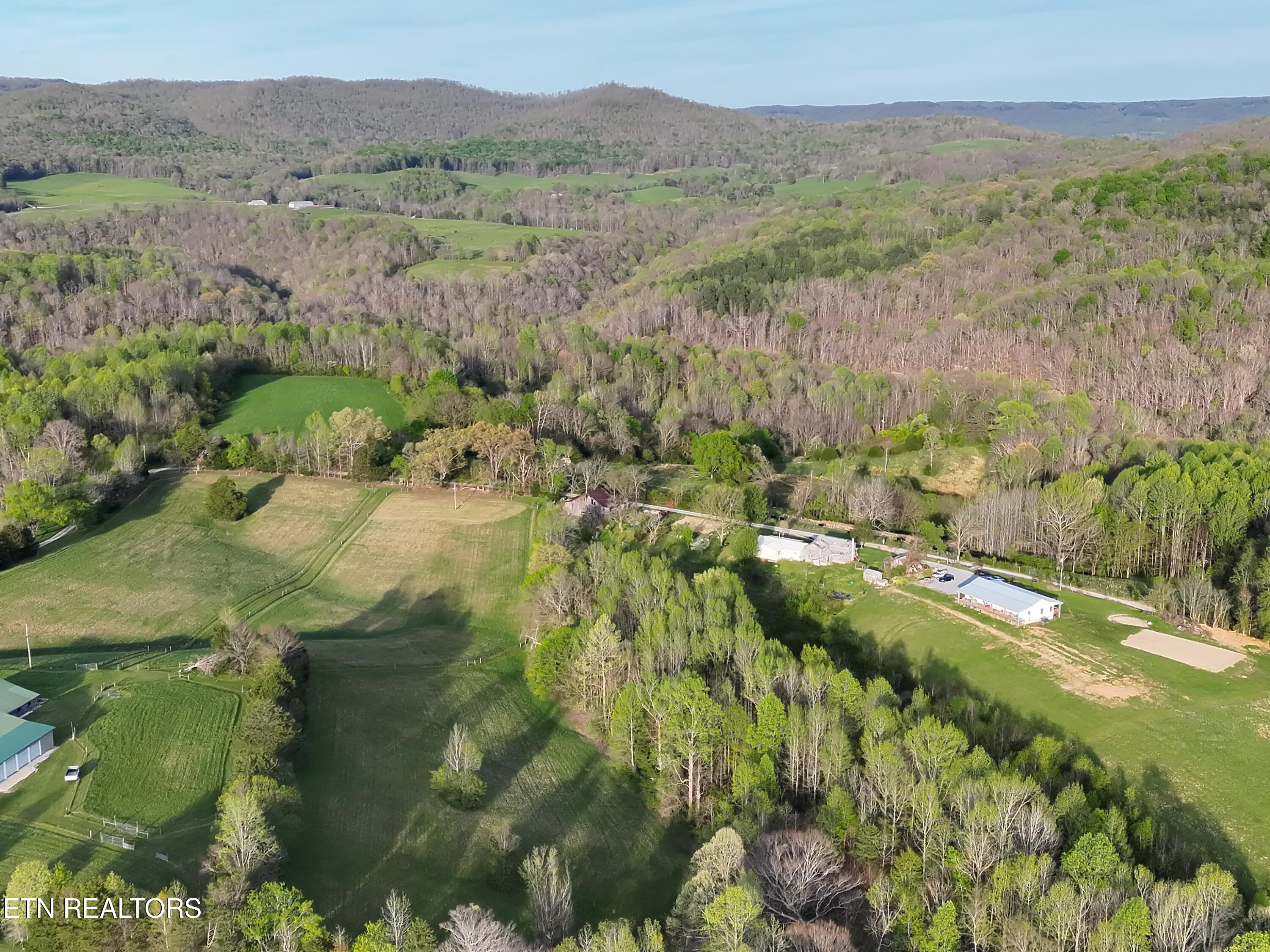 171 Gooseneck Lane Jamestown TN 38556