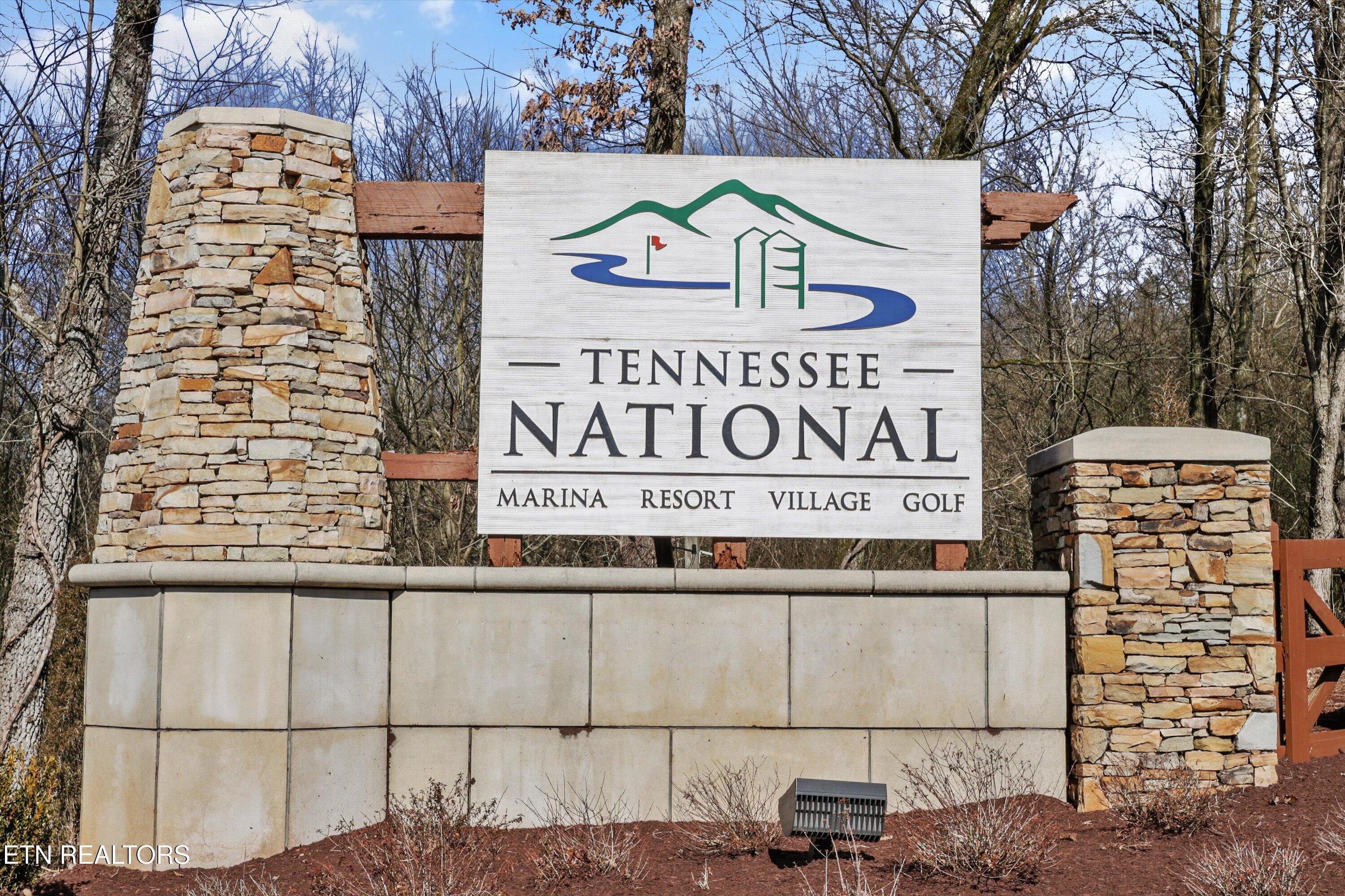 2532 Persimmon Loudon TN 37774