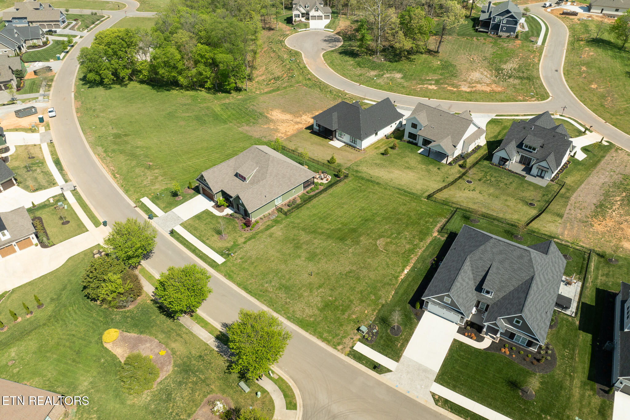 3574 Persimmon Loudon TN 37774