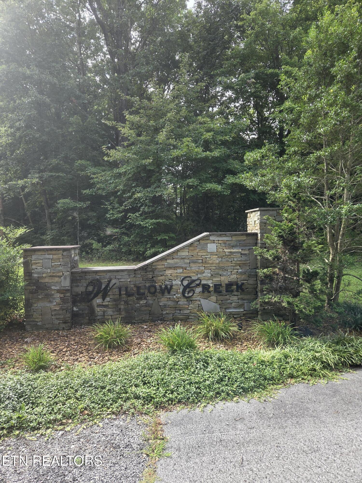 Frost Creek Drive Crossville TN 38571