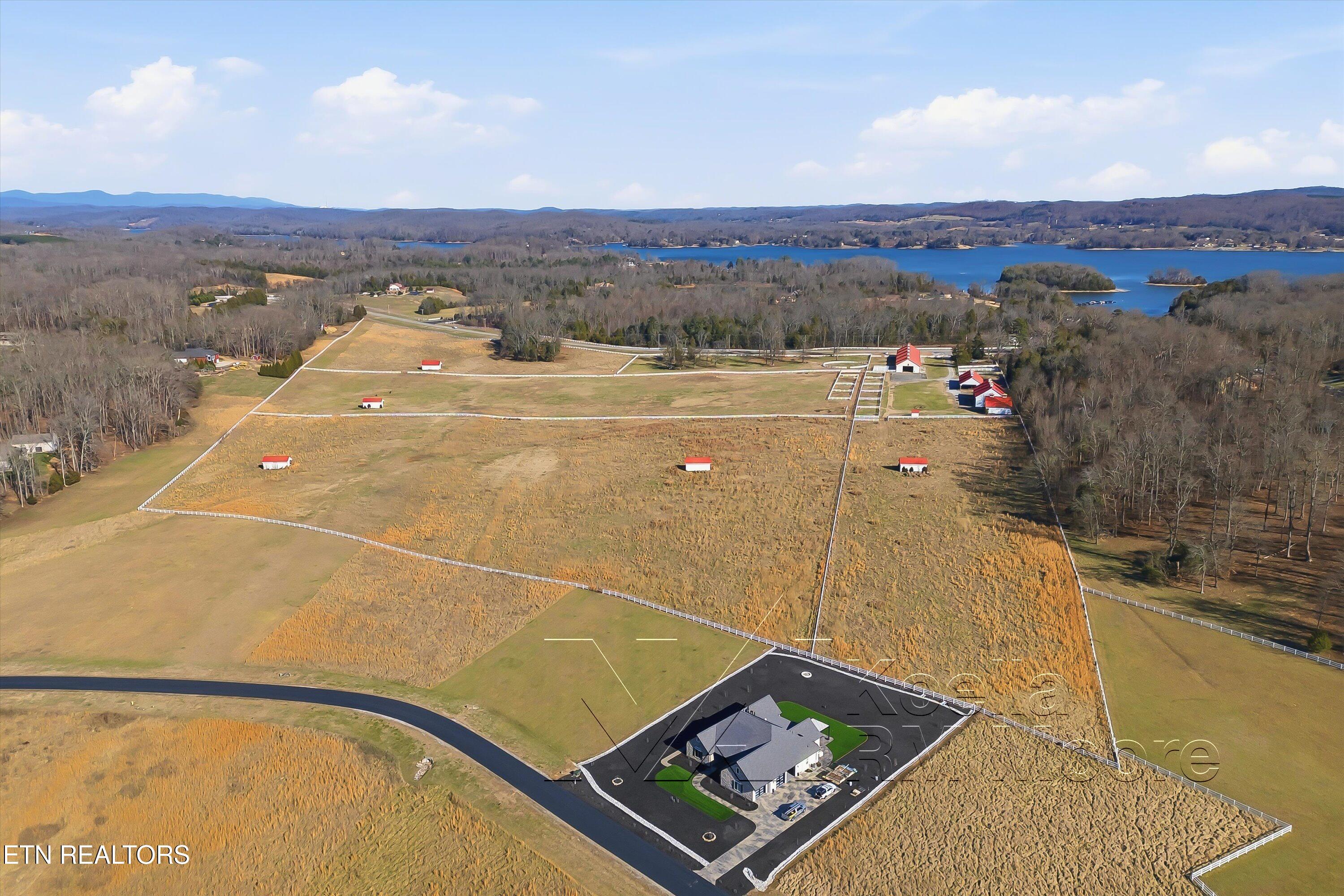 1271 New Hope Road Rockwood TN 37854