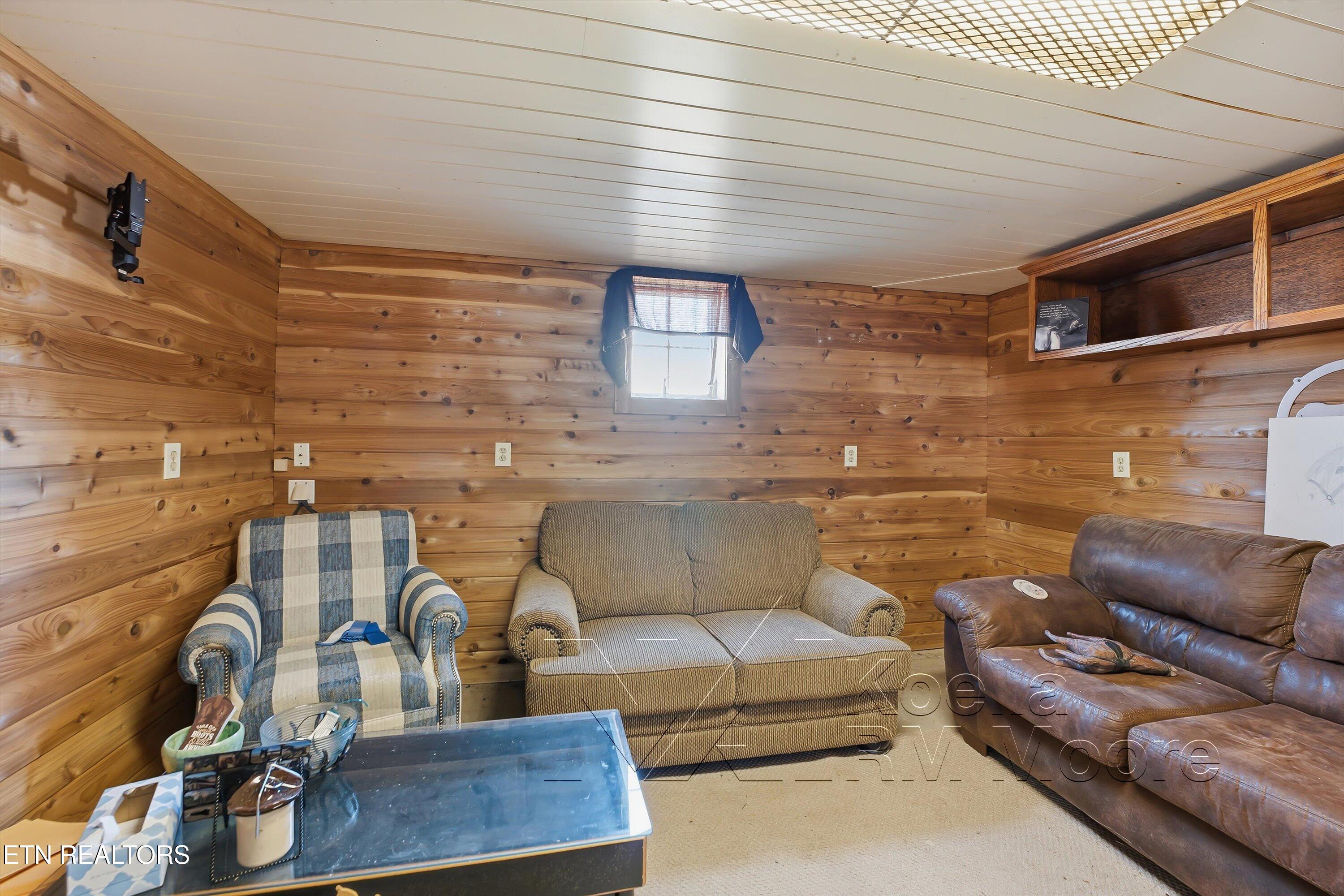 1271 New Hope Road Rockwood TN 37854