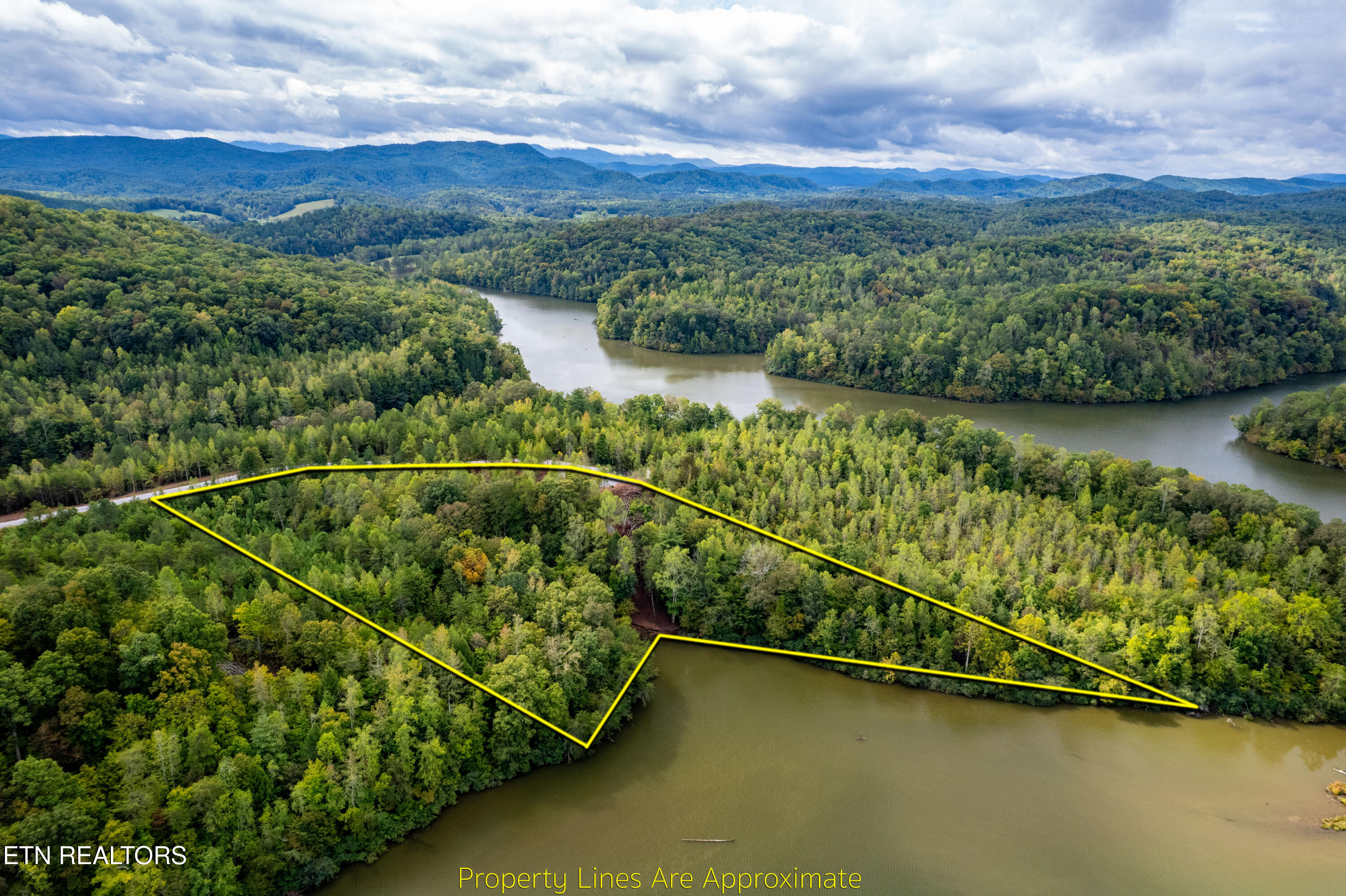 Lot 104 Pineview Lane Vonore TN 37885