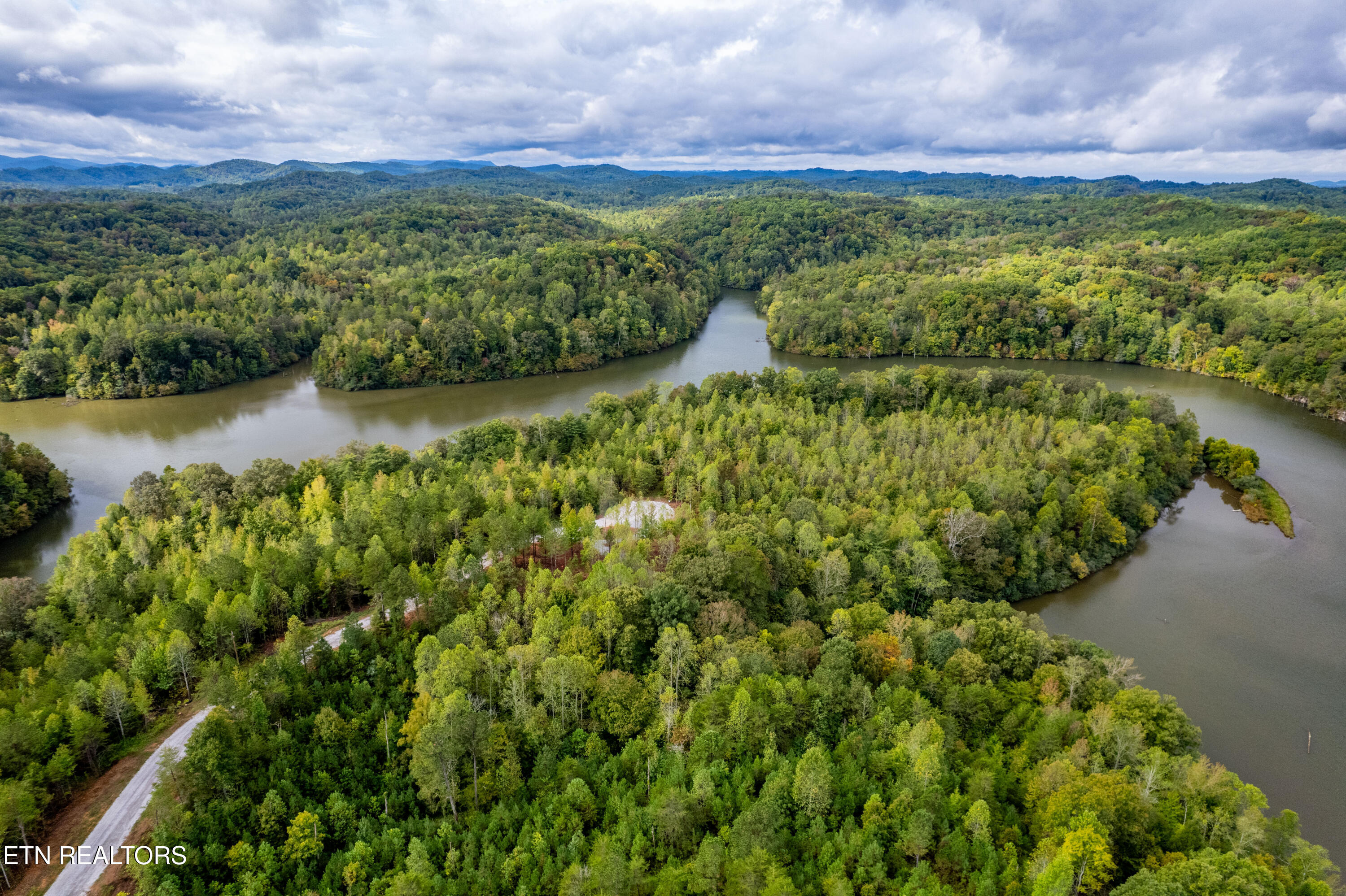Lot 104 Pineview Lane Vonore TN 37885