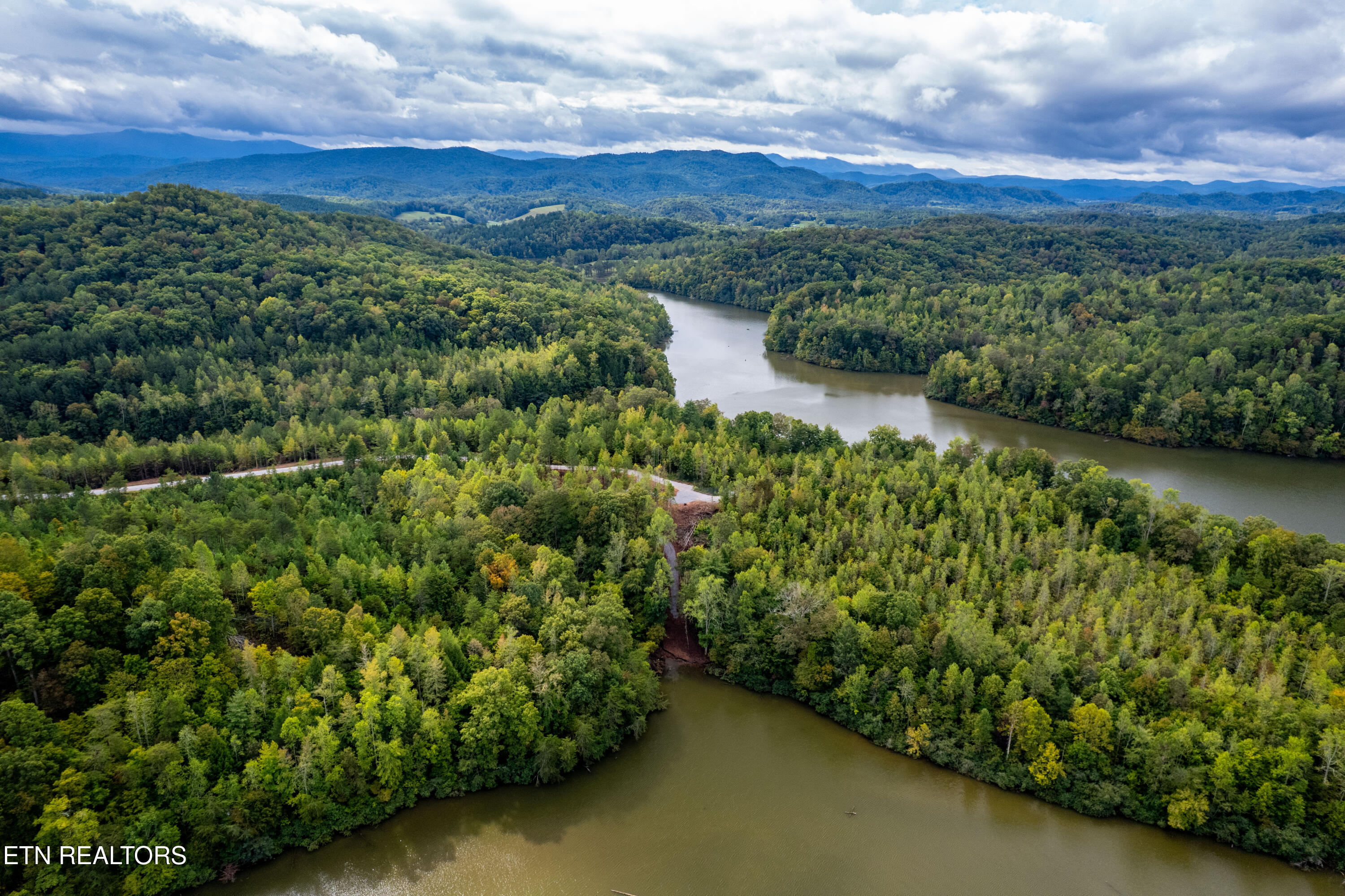 Lot 104 Pineview Lane Vonore TN 37885