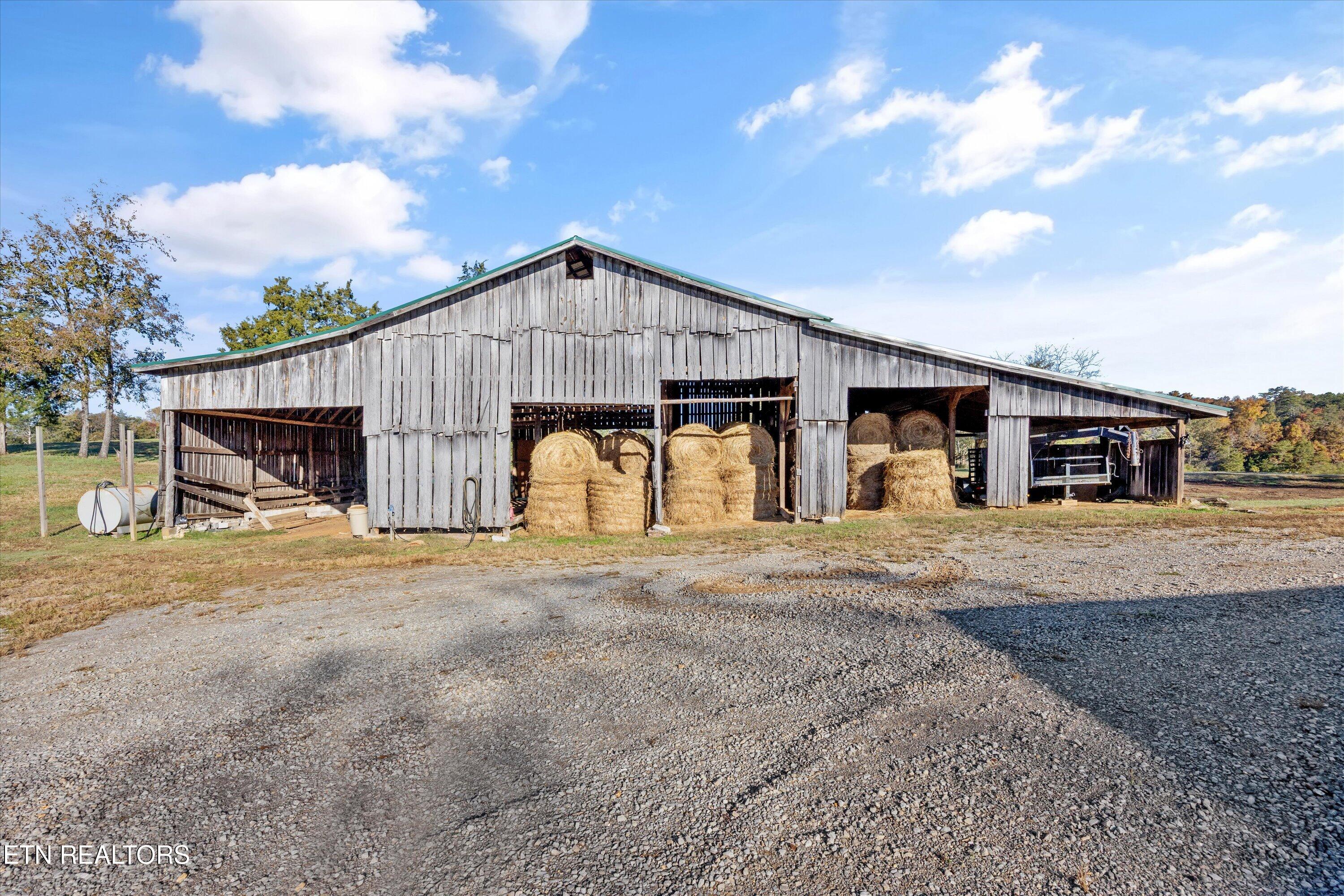 727 Bales Hollow Road Friendsville TN 37737