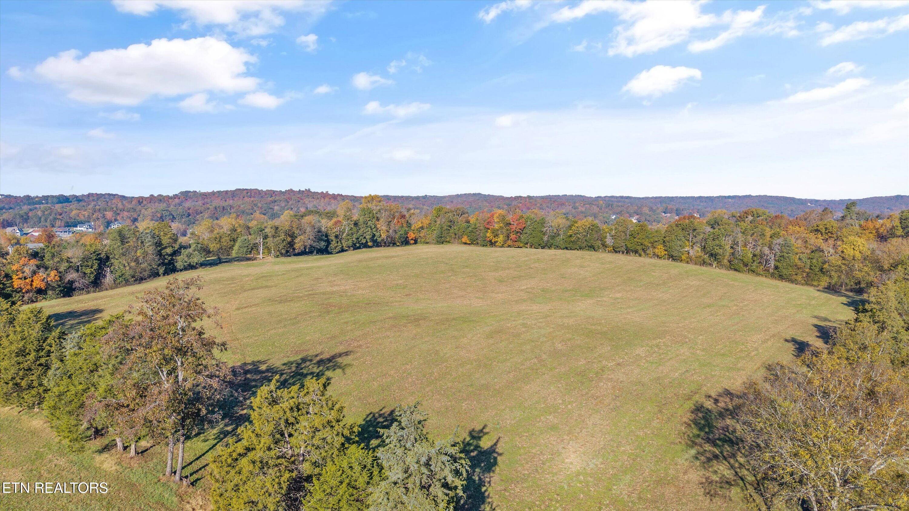 727 Bales Hollow Road Friendsville TN 37737