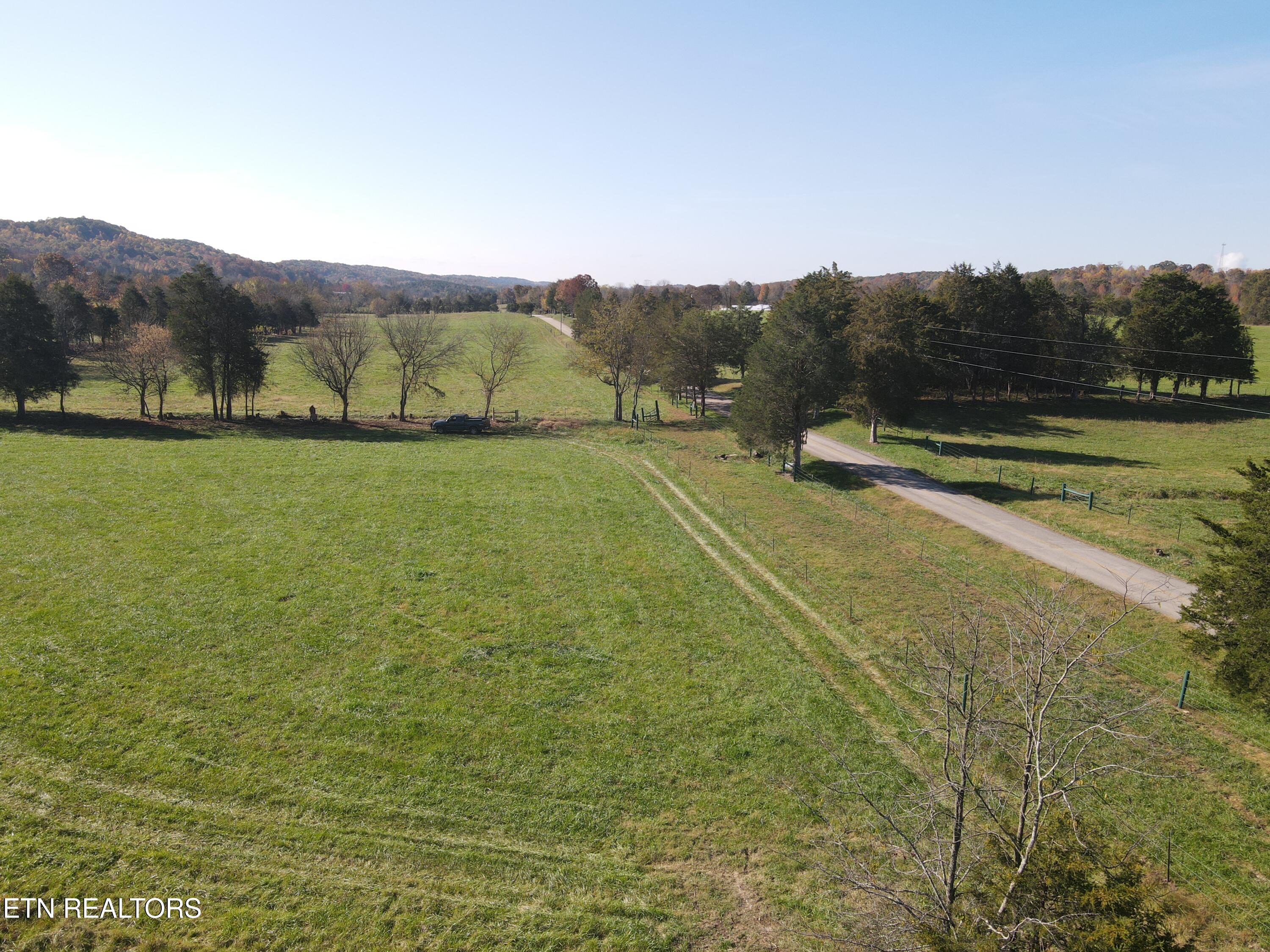 Paint Rock Valley Road Philadelphia TN 37846
