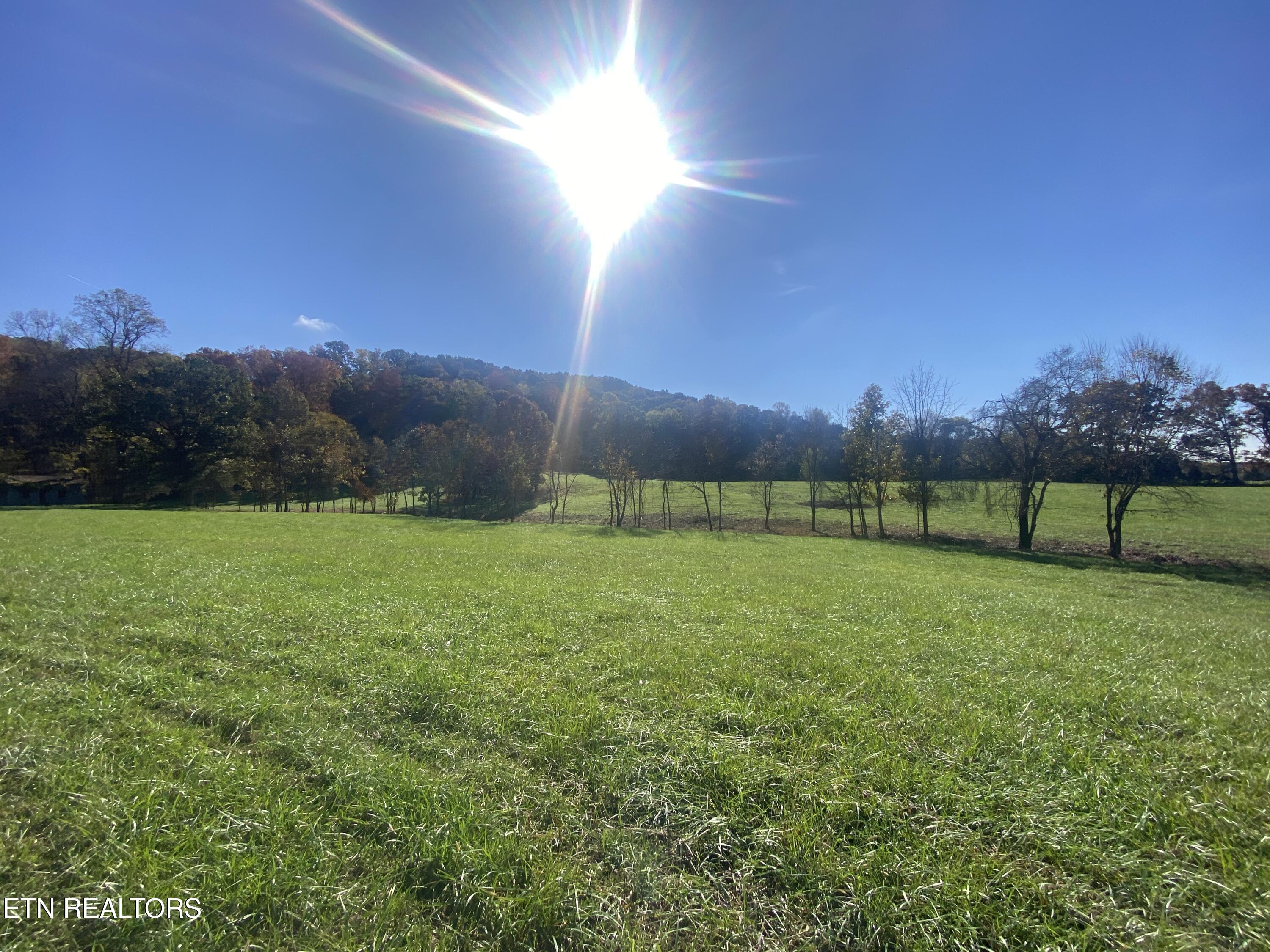Paint Rock Valley Road Philadelphia TN 37846
