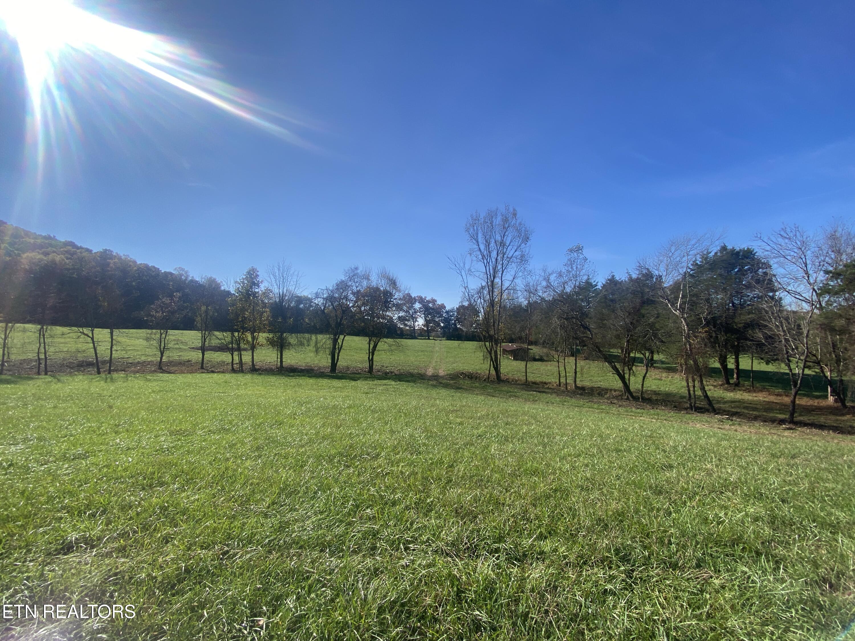 Paint Rock Valley Road Philadelphia TN 37846