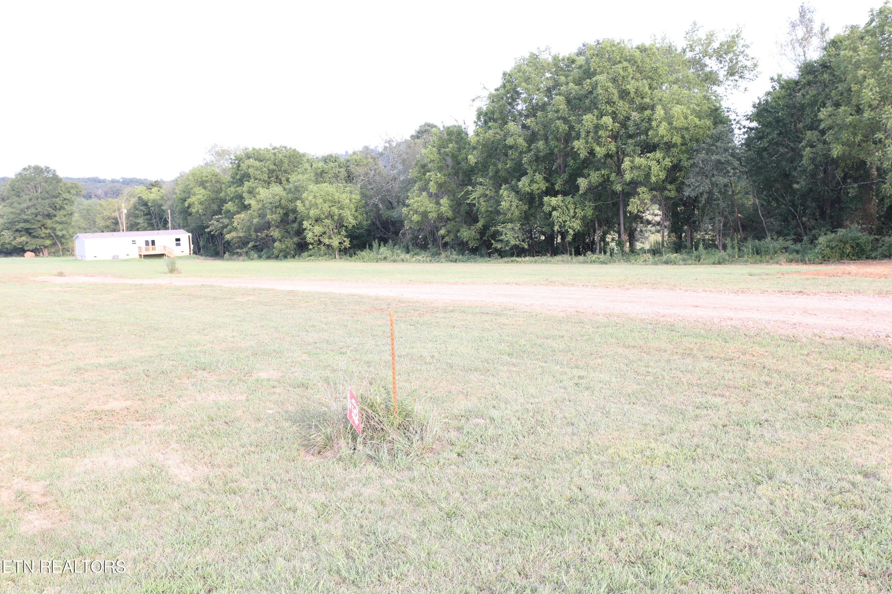 452 S Amhurst Place Englewood TN 37329