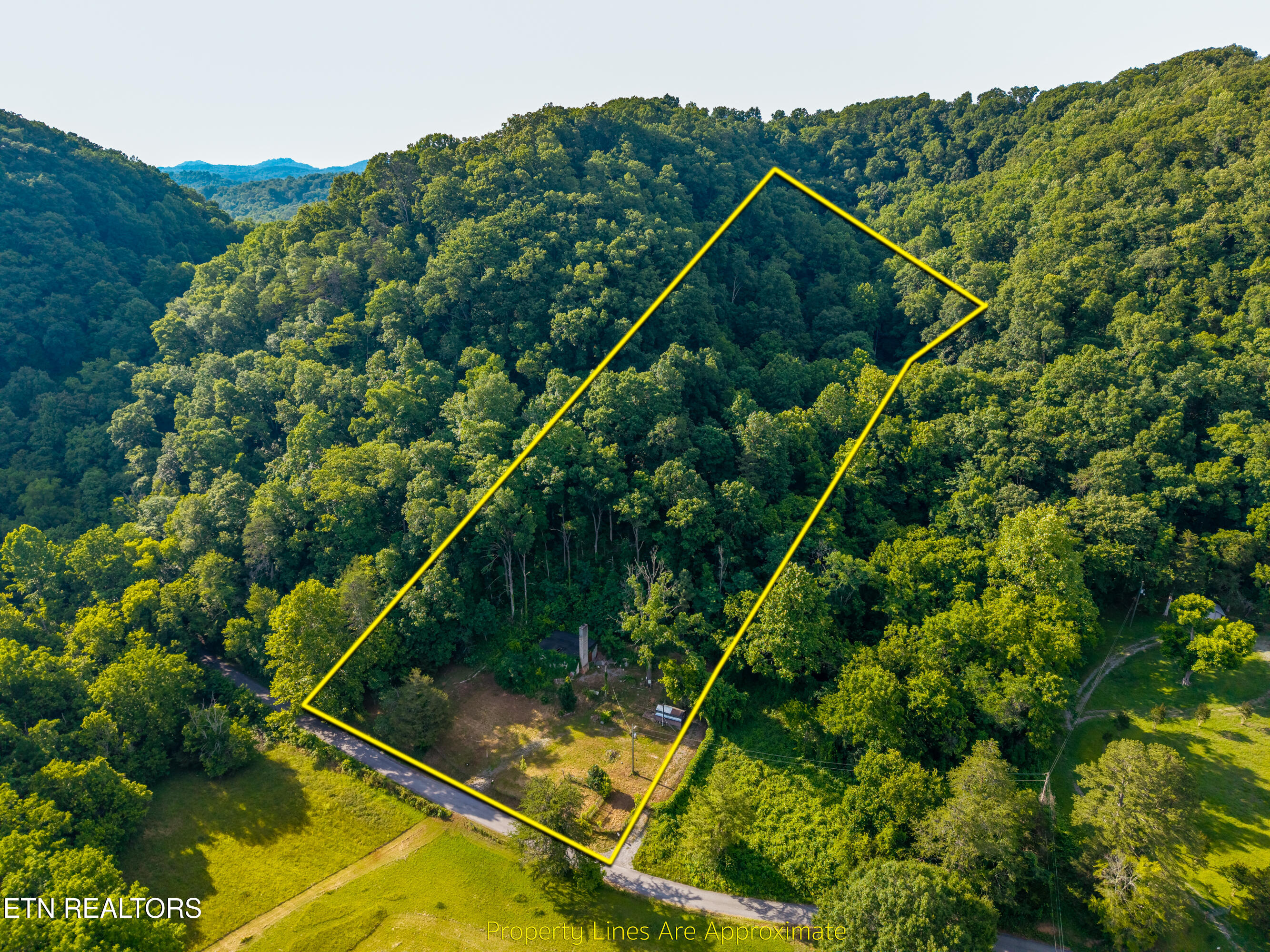 197 County Road 468 Englewood TN 37329