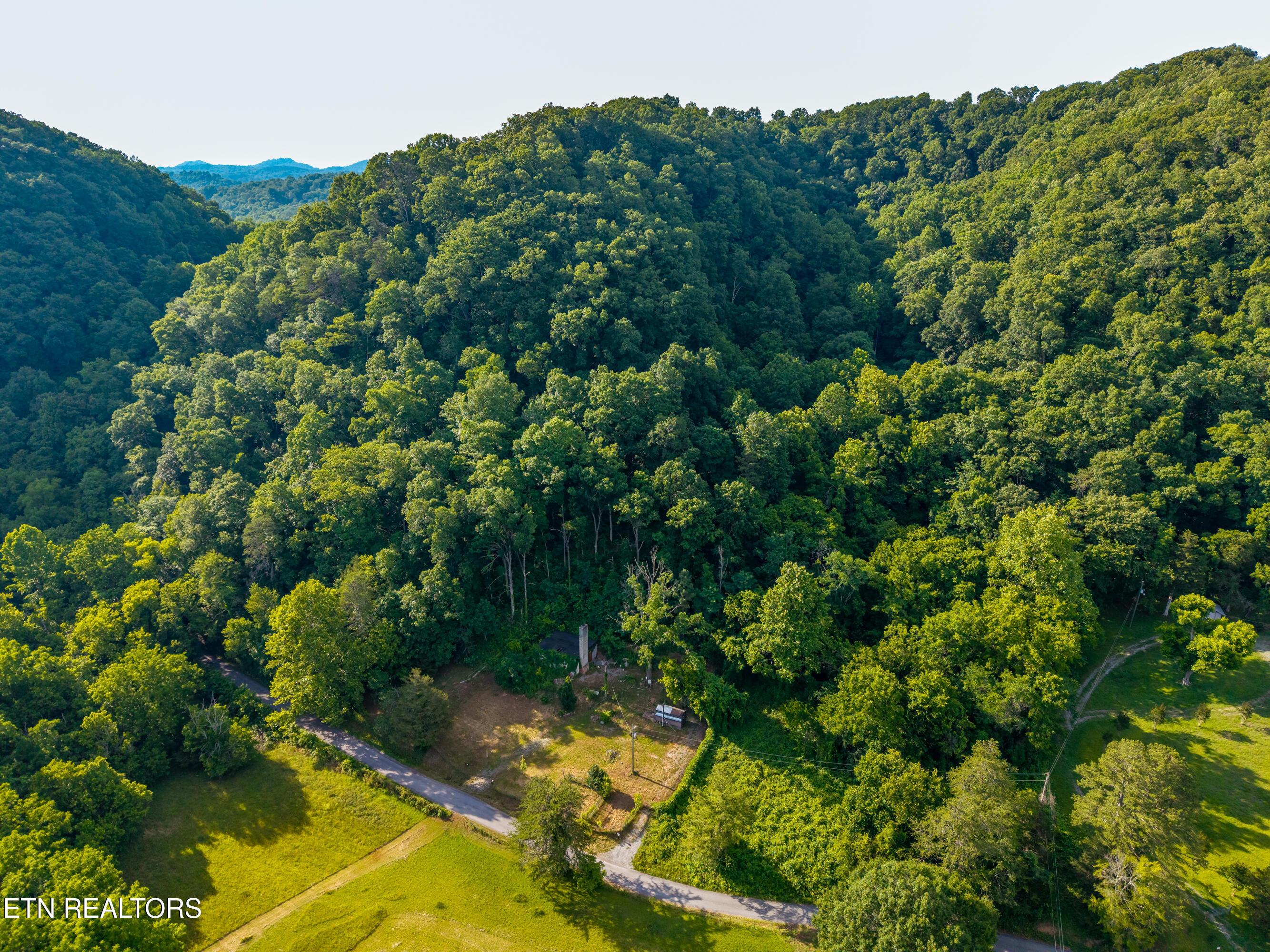 197 County Road 468 Englewood TN 37329