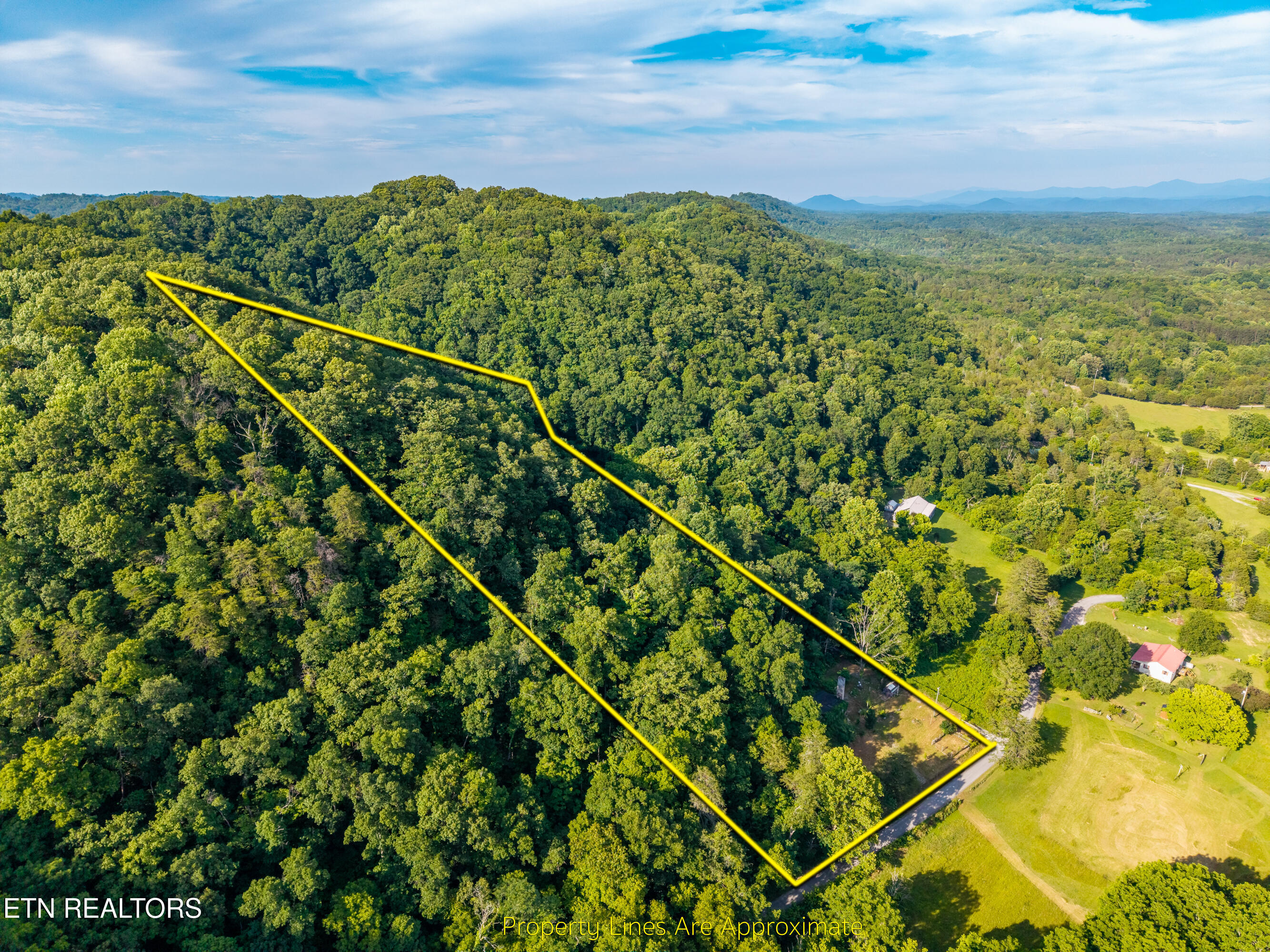 197 County Road 468 Englewood TN 37329