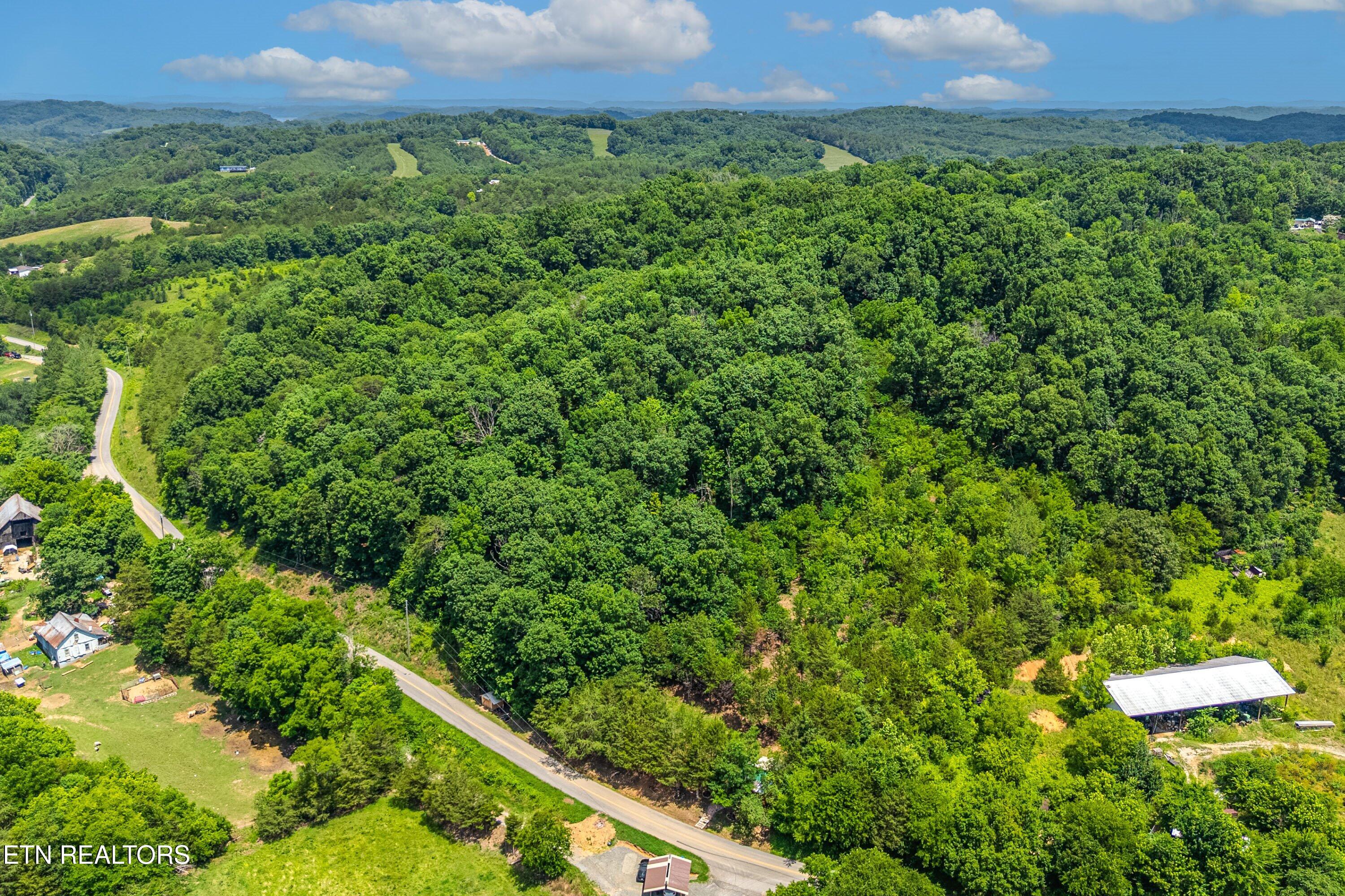 2165 Smelcer Road Parrottsville TN 37843