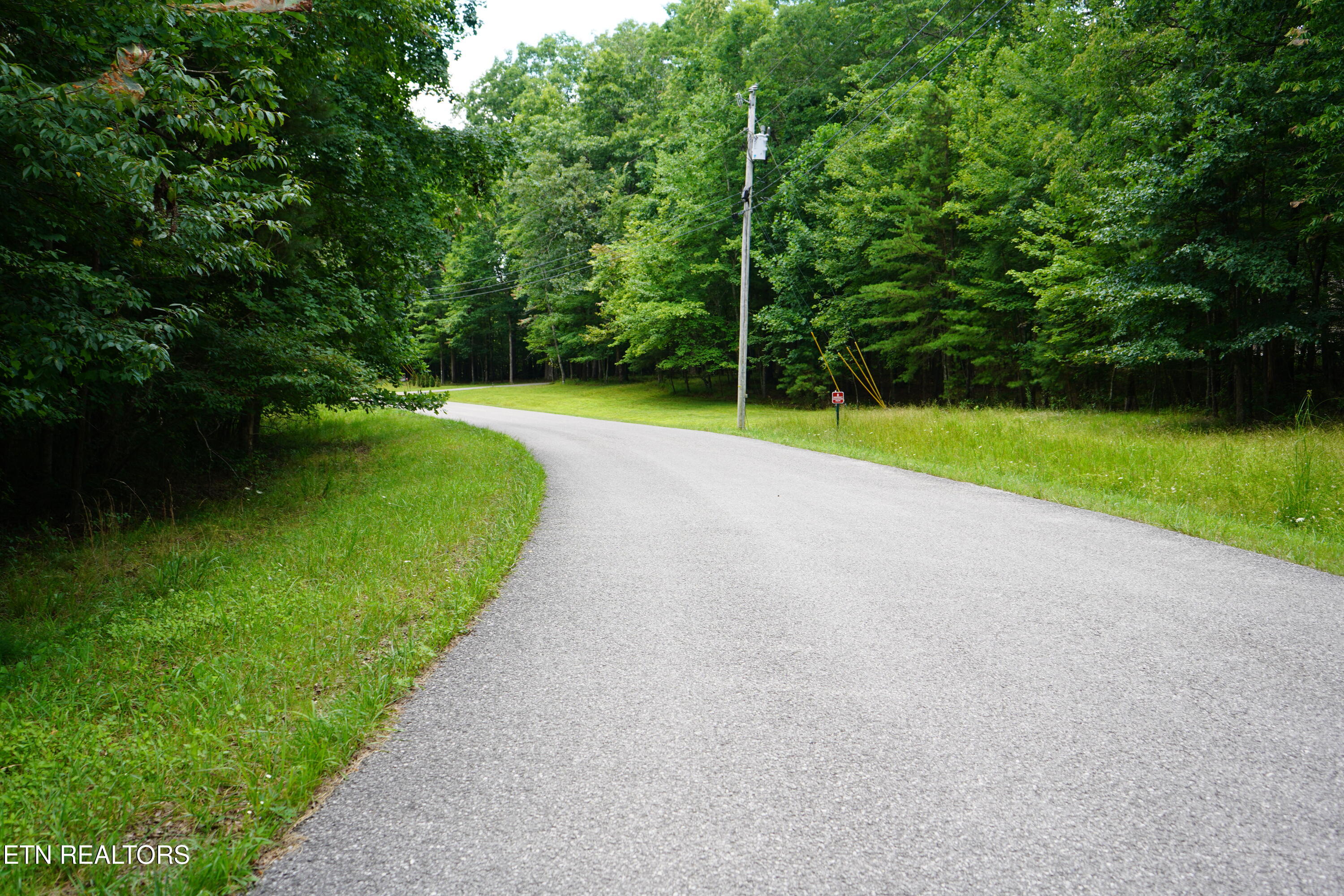 W Laurel Way Monterey TN 38574