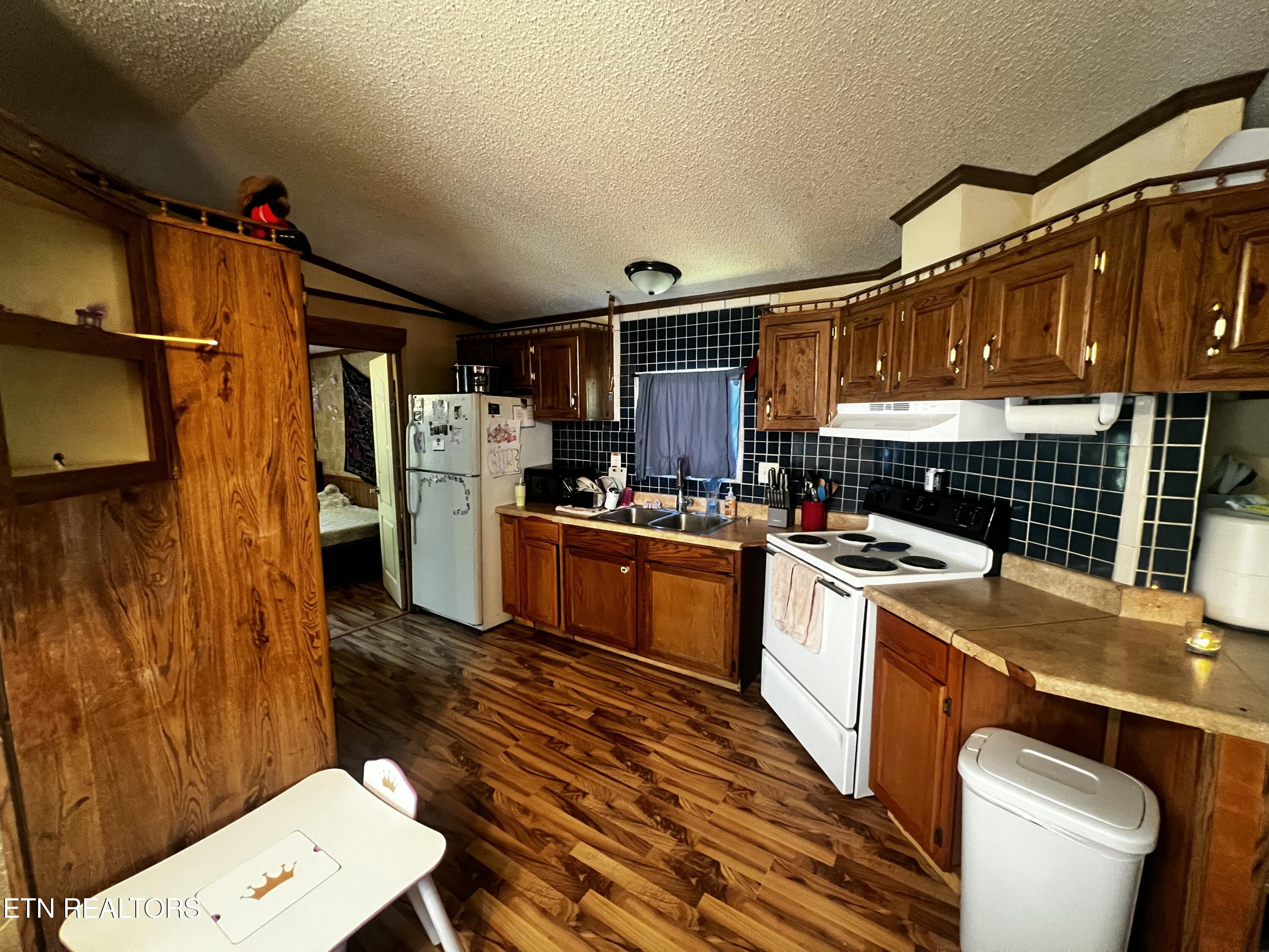 219 Cedar Avenue Luttrell TN 37779