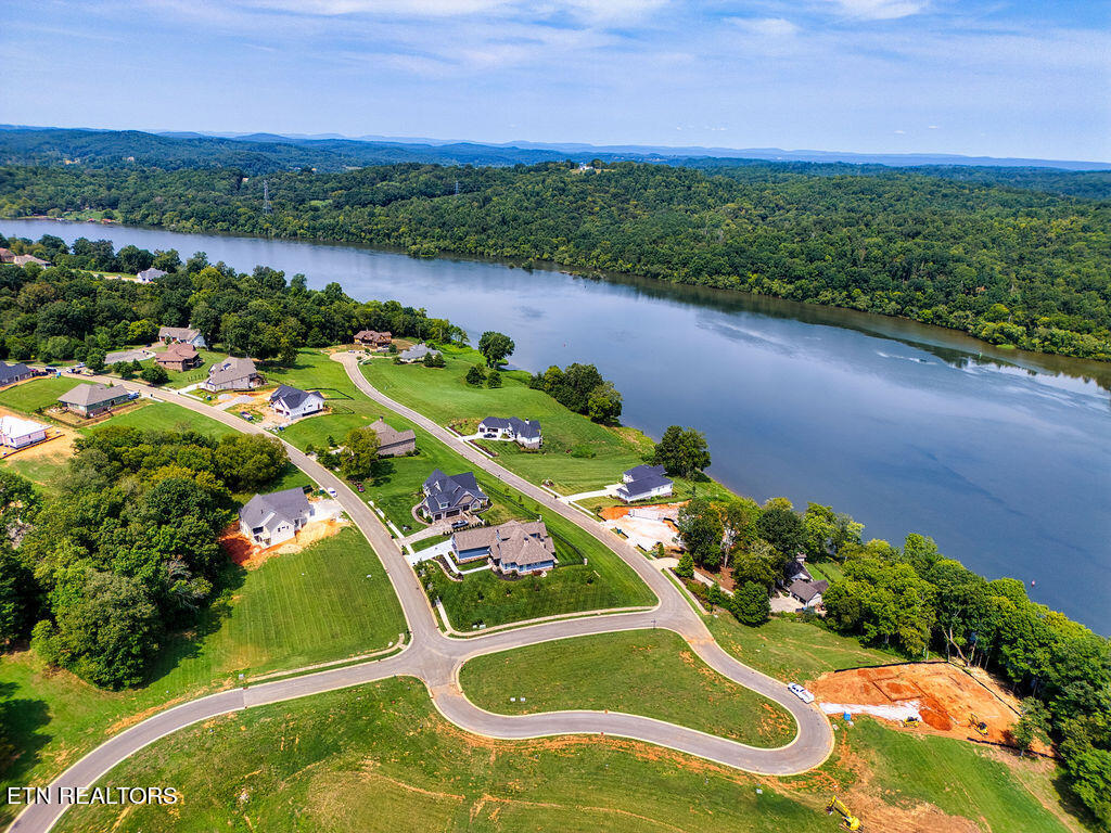 4394 Persimmon Ridge Loudon TN 37774