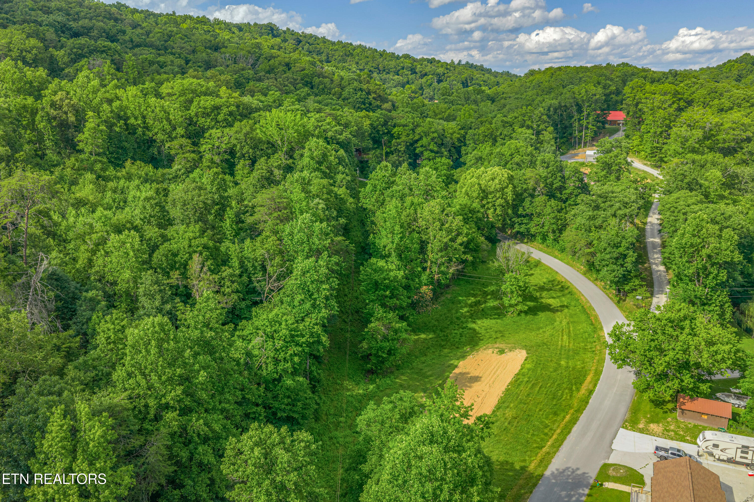 Dark Hollow Road Andersonville TN 37705