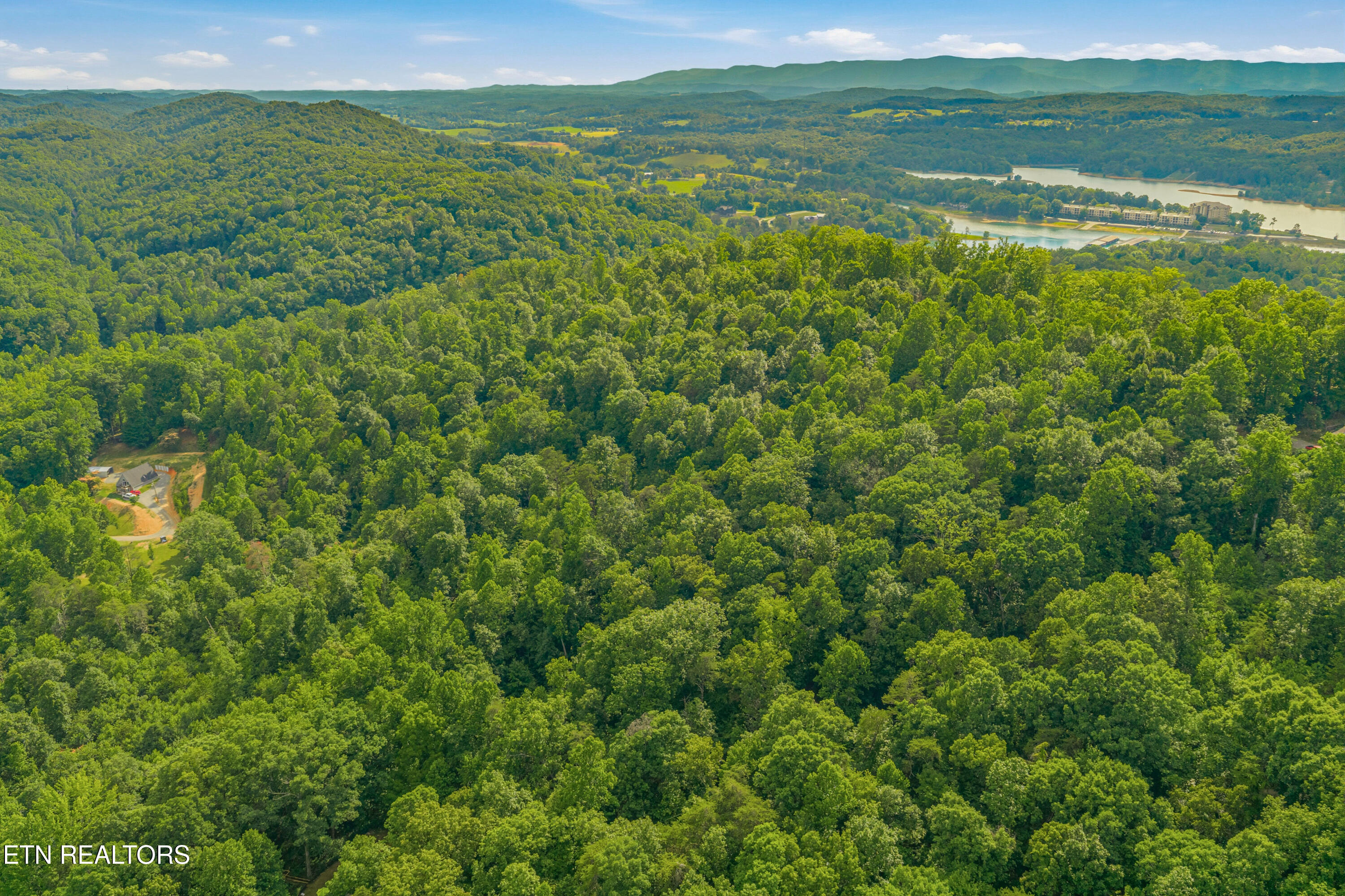 Dark Hollow Road Andersonville TN 37705
