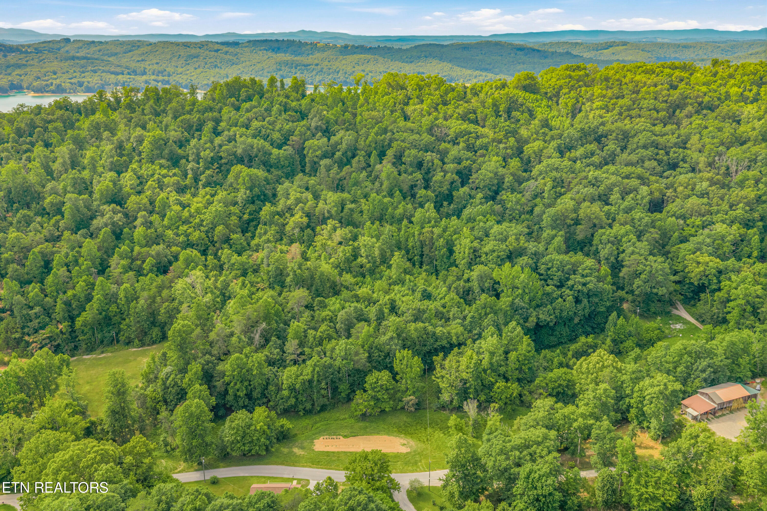 Dark Hollow Road Andersonville TN 37705