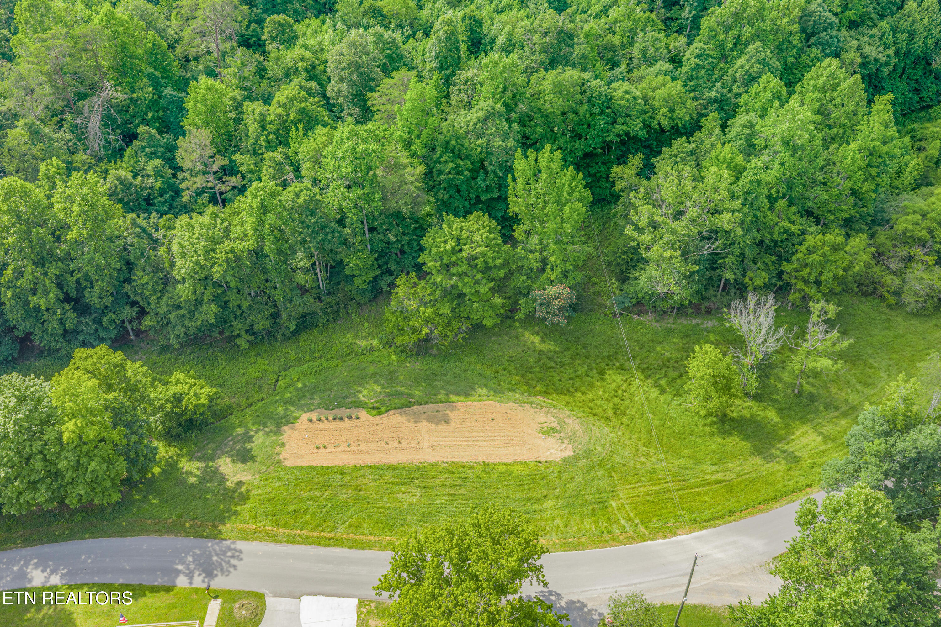 Dark Hollow Road Andersonville TN 37705