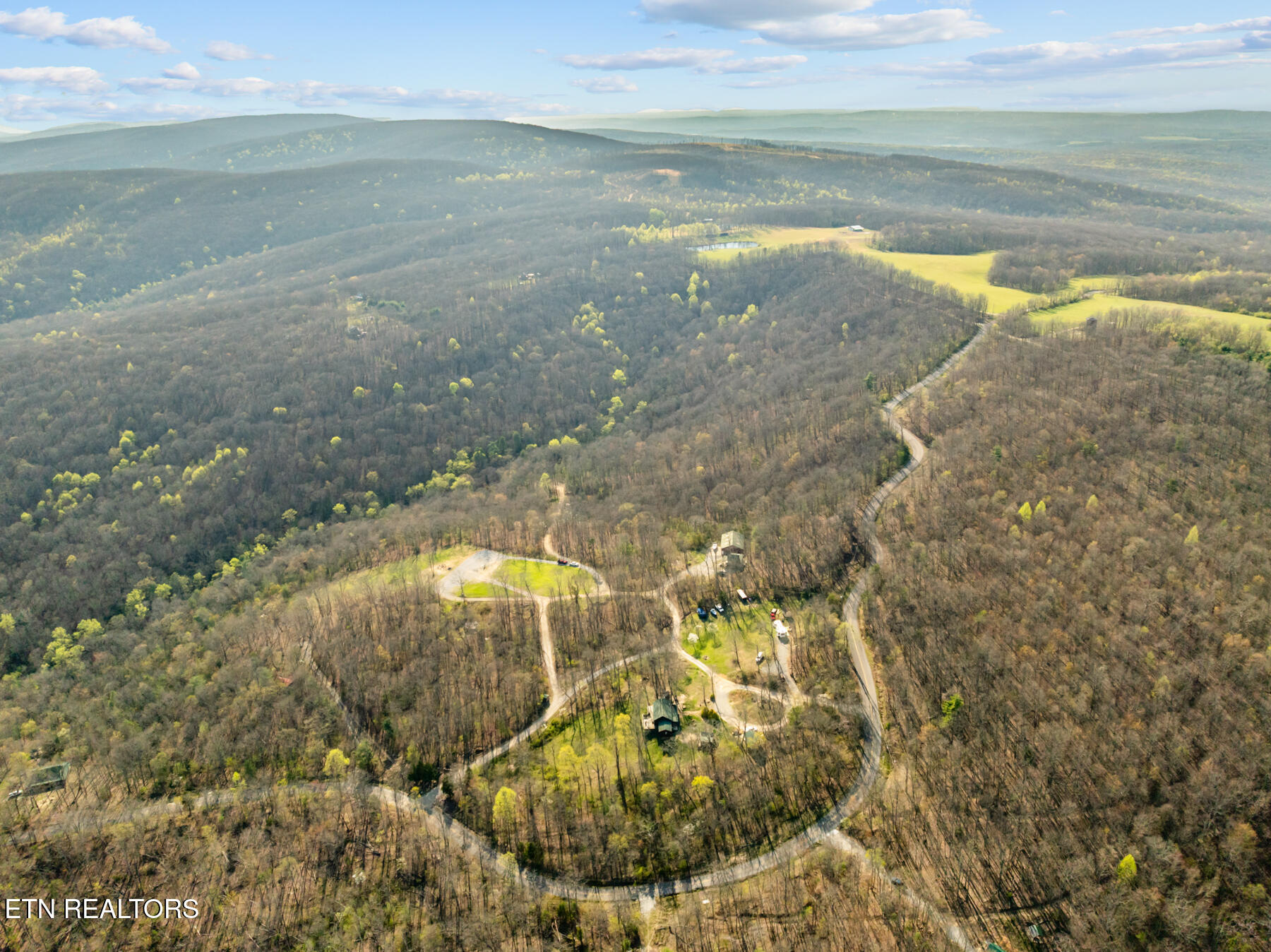 74 Black Cat Trail Rockwood TN 37854