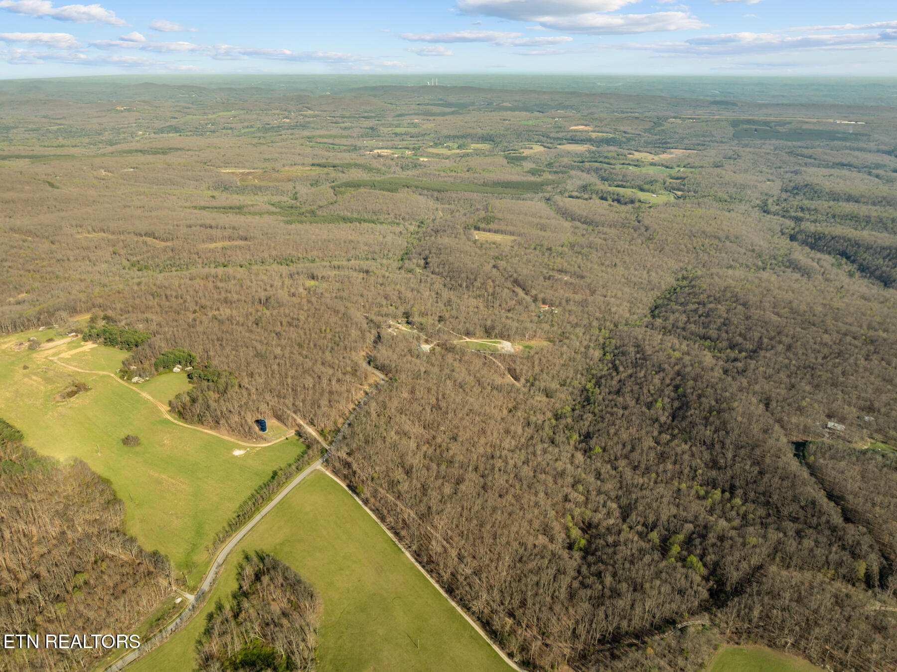 74 Black Cat Trail Rockwood TN 37854