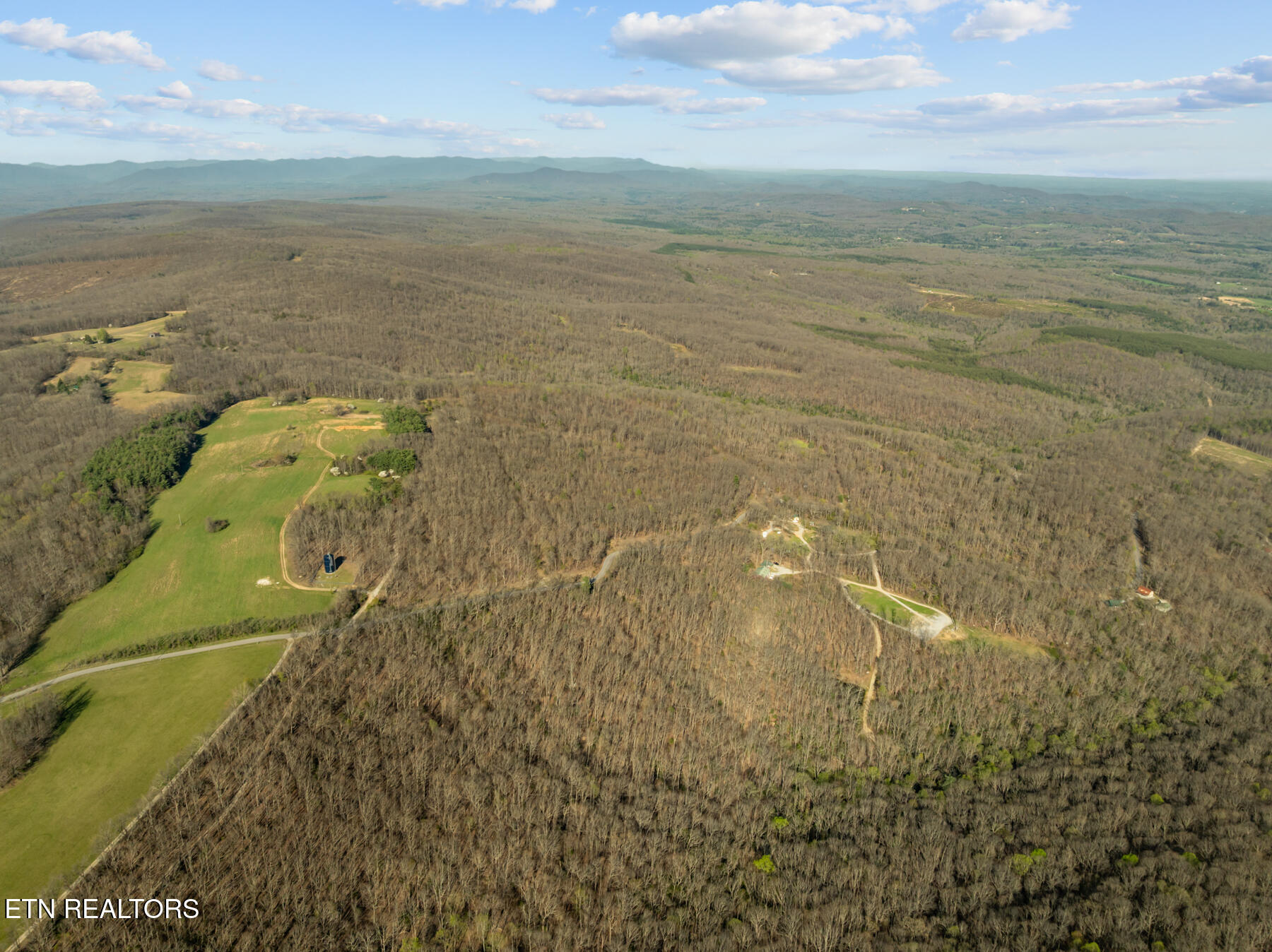 74 Black Cat Trail Rockwood TN 37854
