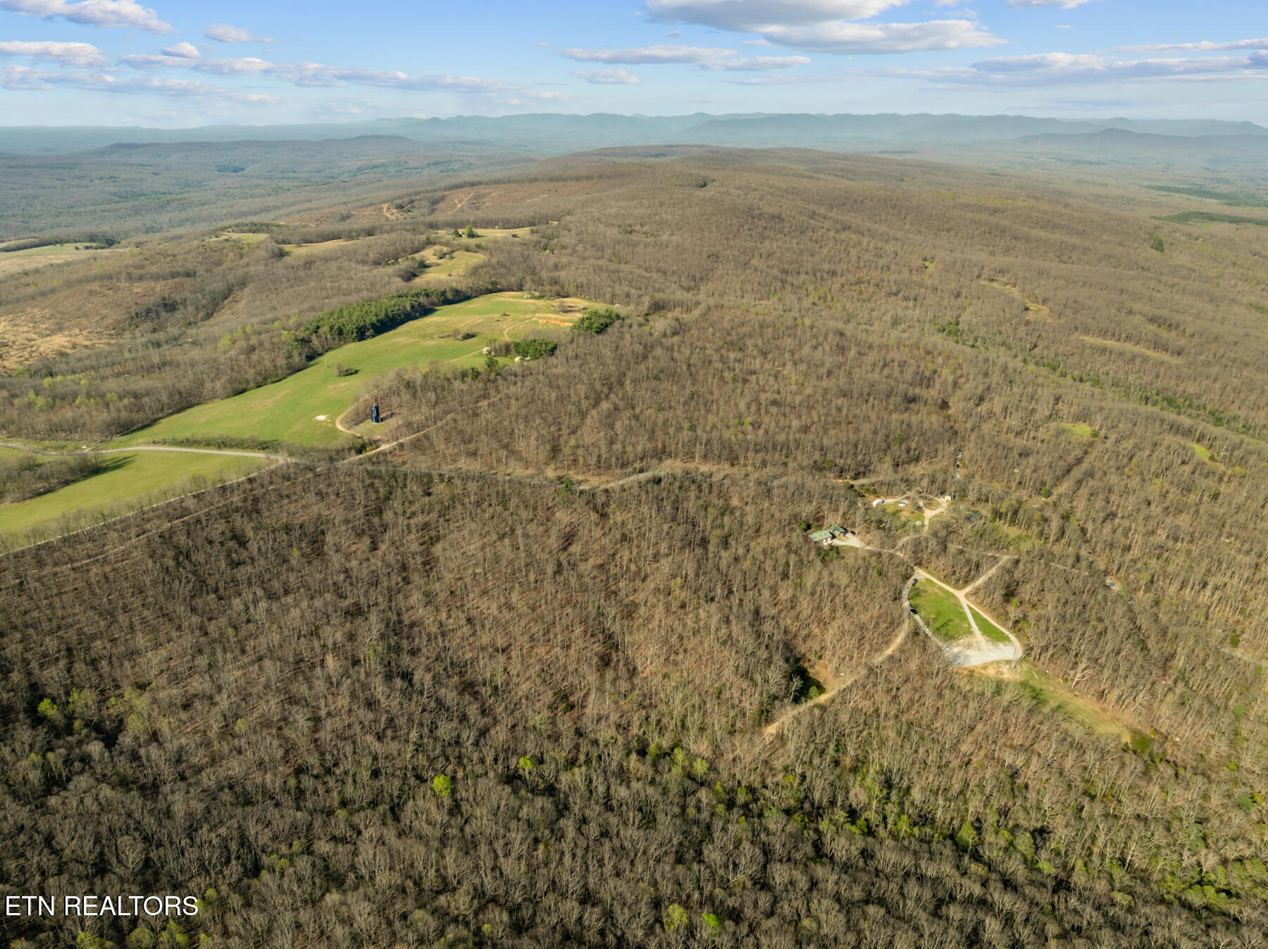 74 Black Cat Trail Rockwood TN 37854