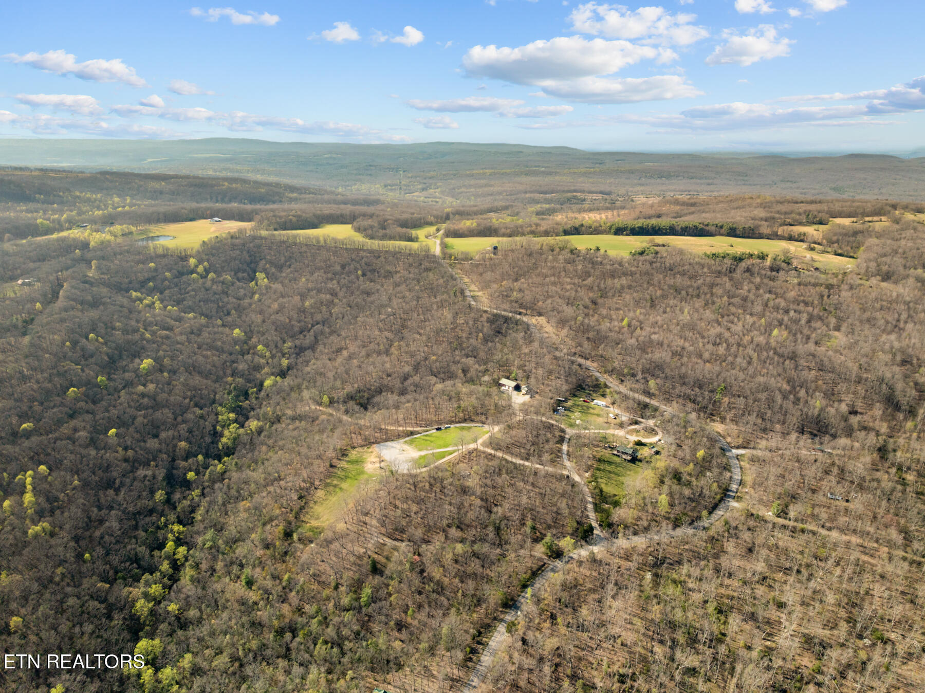 74 Black Cat Trail Rockwood TN 37854
