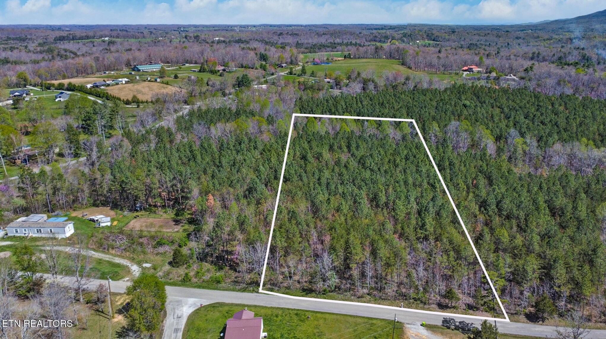 Fred Tollett Road Crossville TN 38572