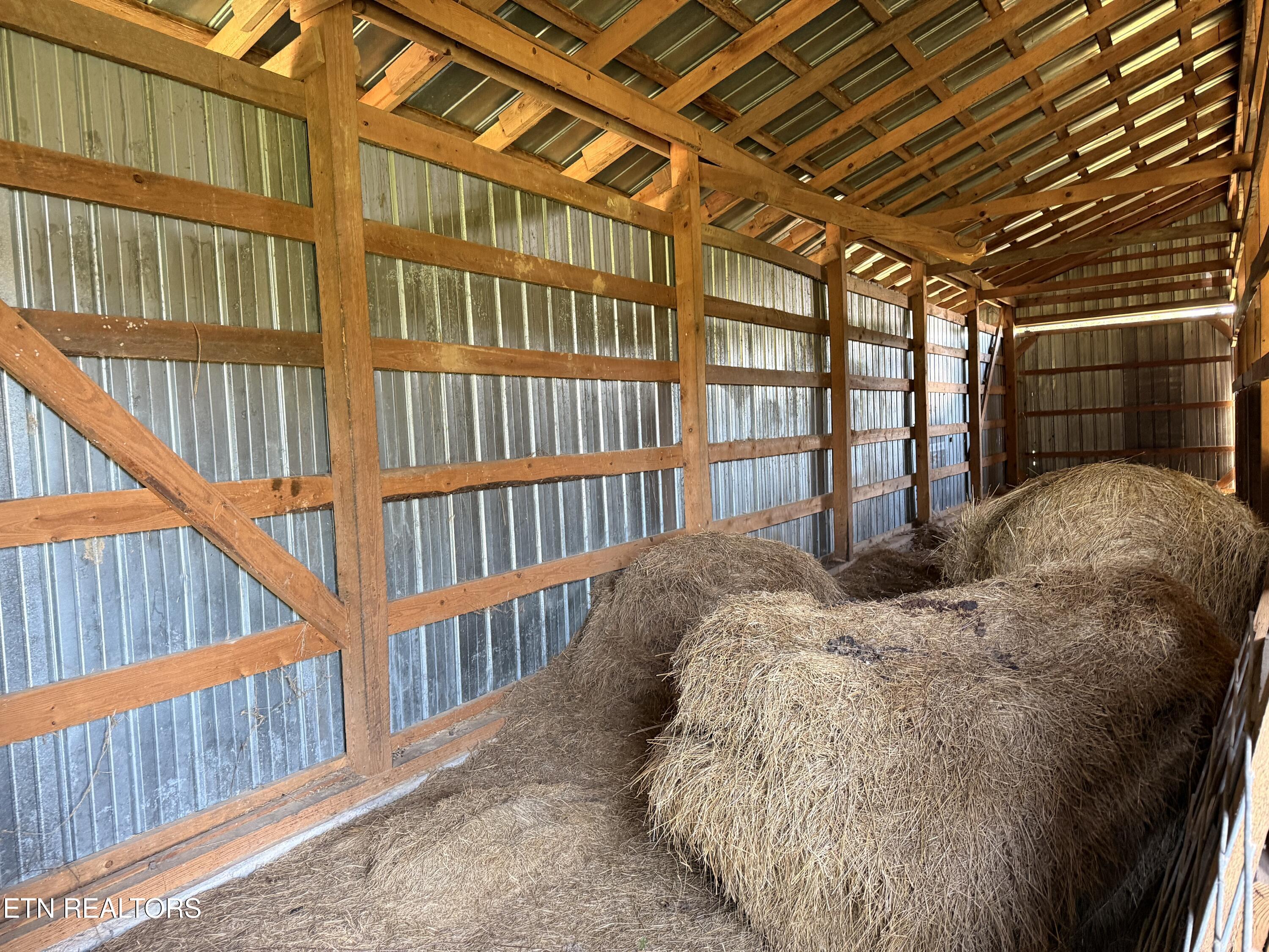 130 Mans Hollow Road Kingston TN 37763