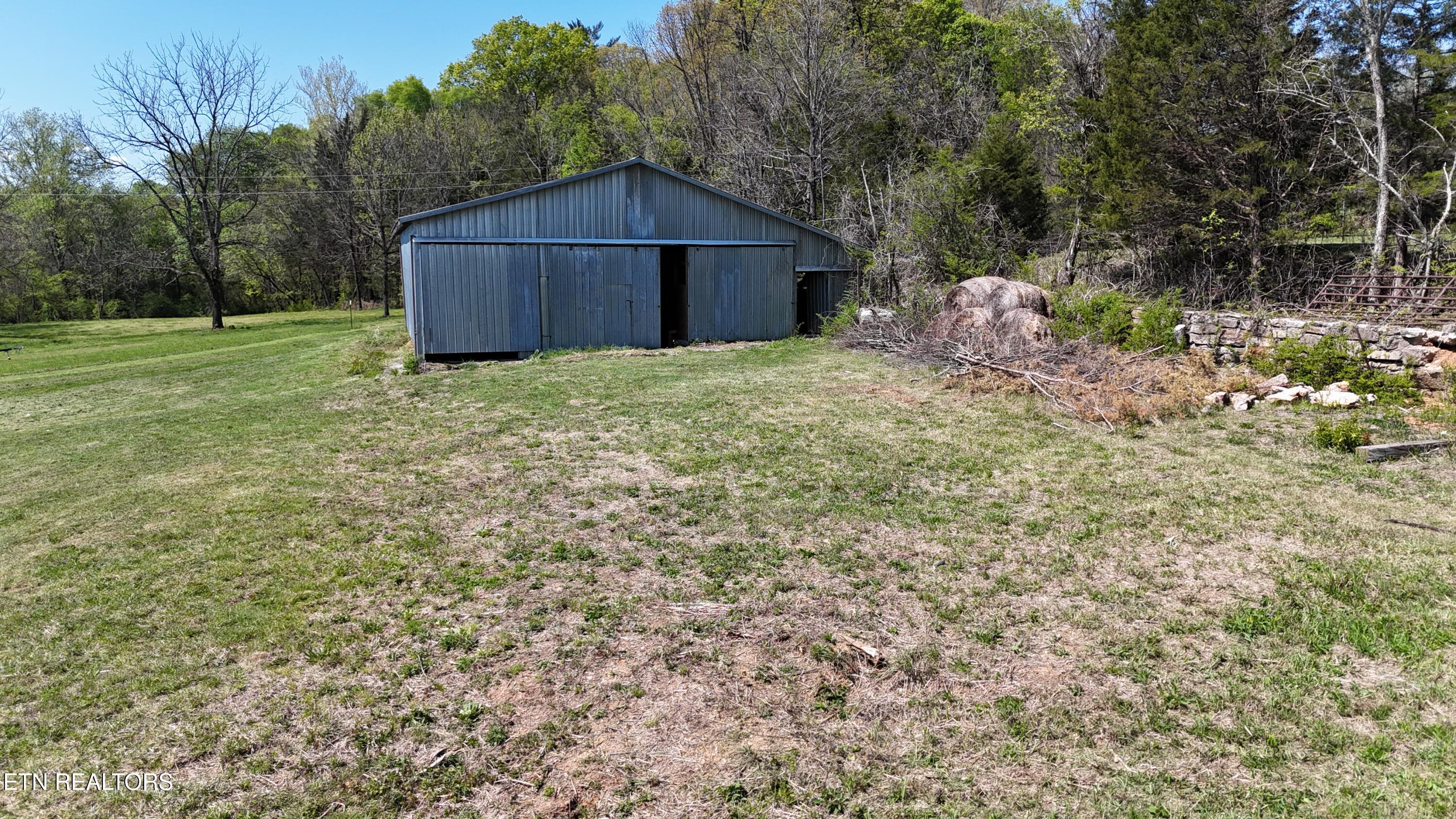 130 Mans Hollow Road Kingston TN 37763