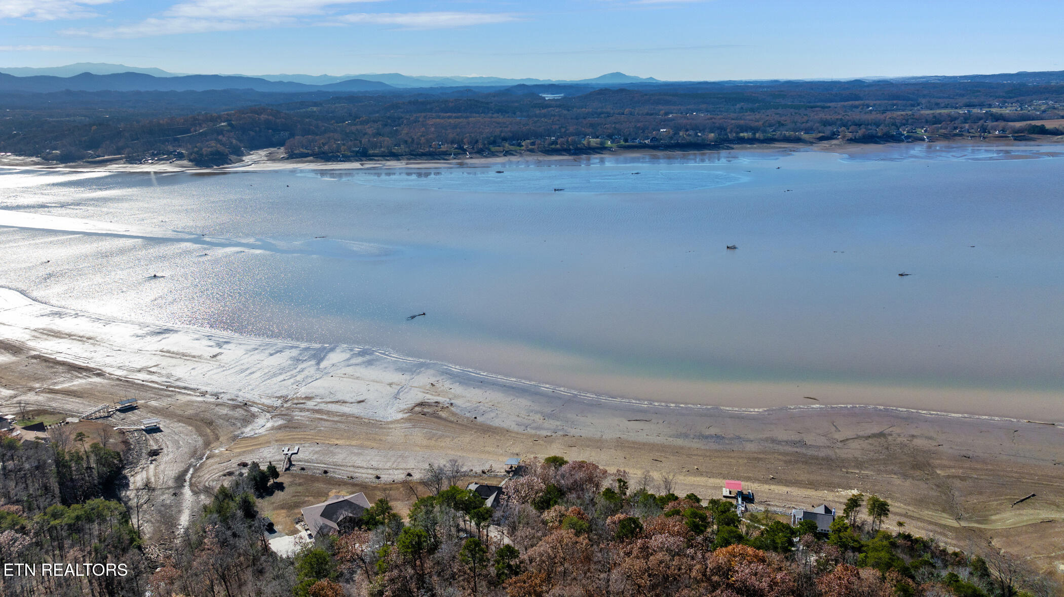 Travelers Cove Baneberry TN 37890