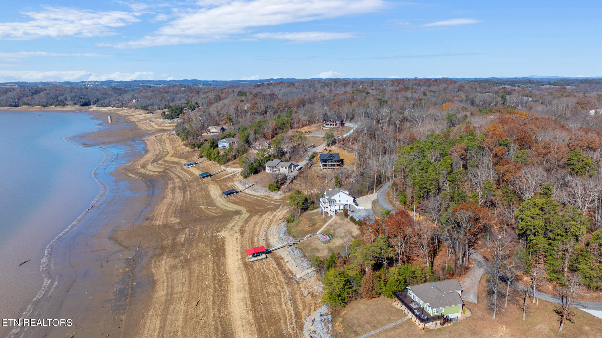 Travelers Cove Baneberry TN 37890