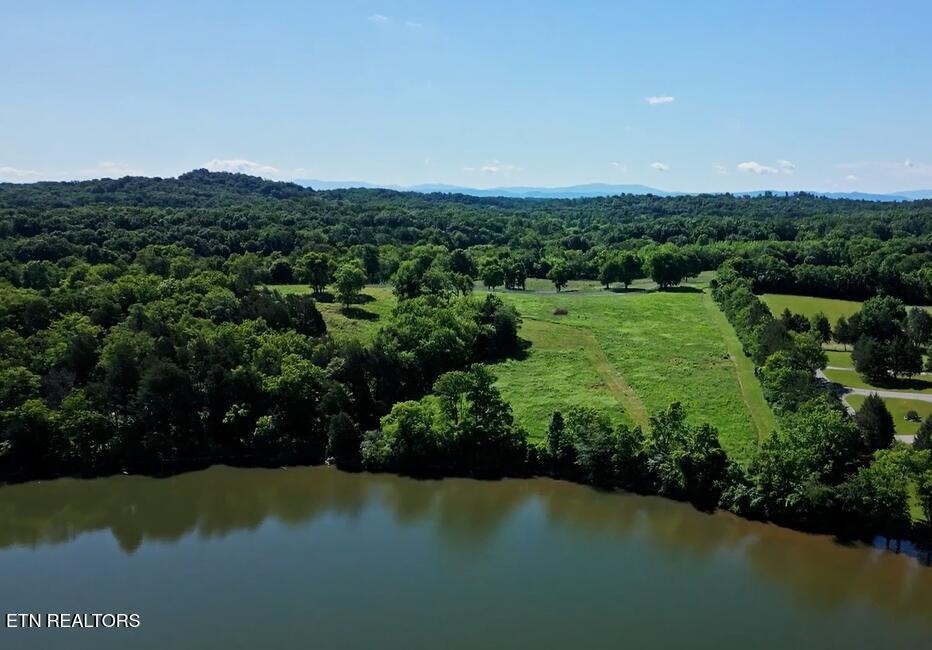 308 Mcreynolds Road Friendsville TN 37737