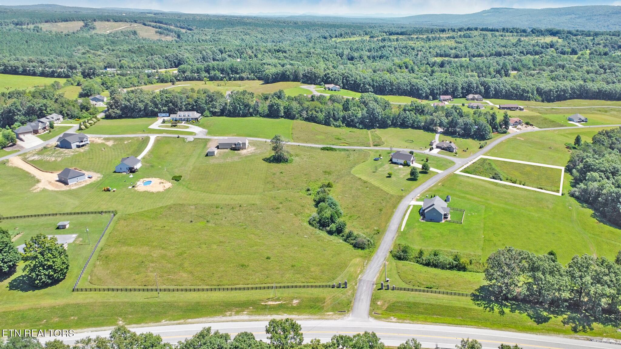 Lot 8 Estate Loop Trail Crossville TN 38555