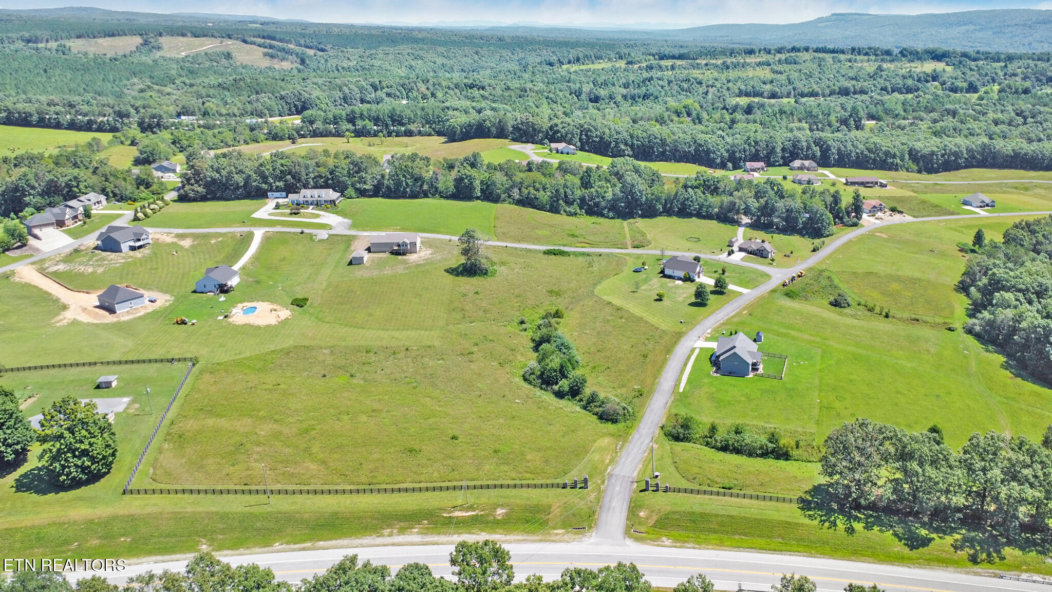 Lot 8 Estate Loop Trail Crossville TN 38555