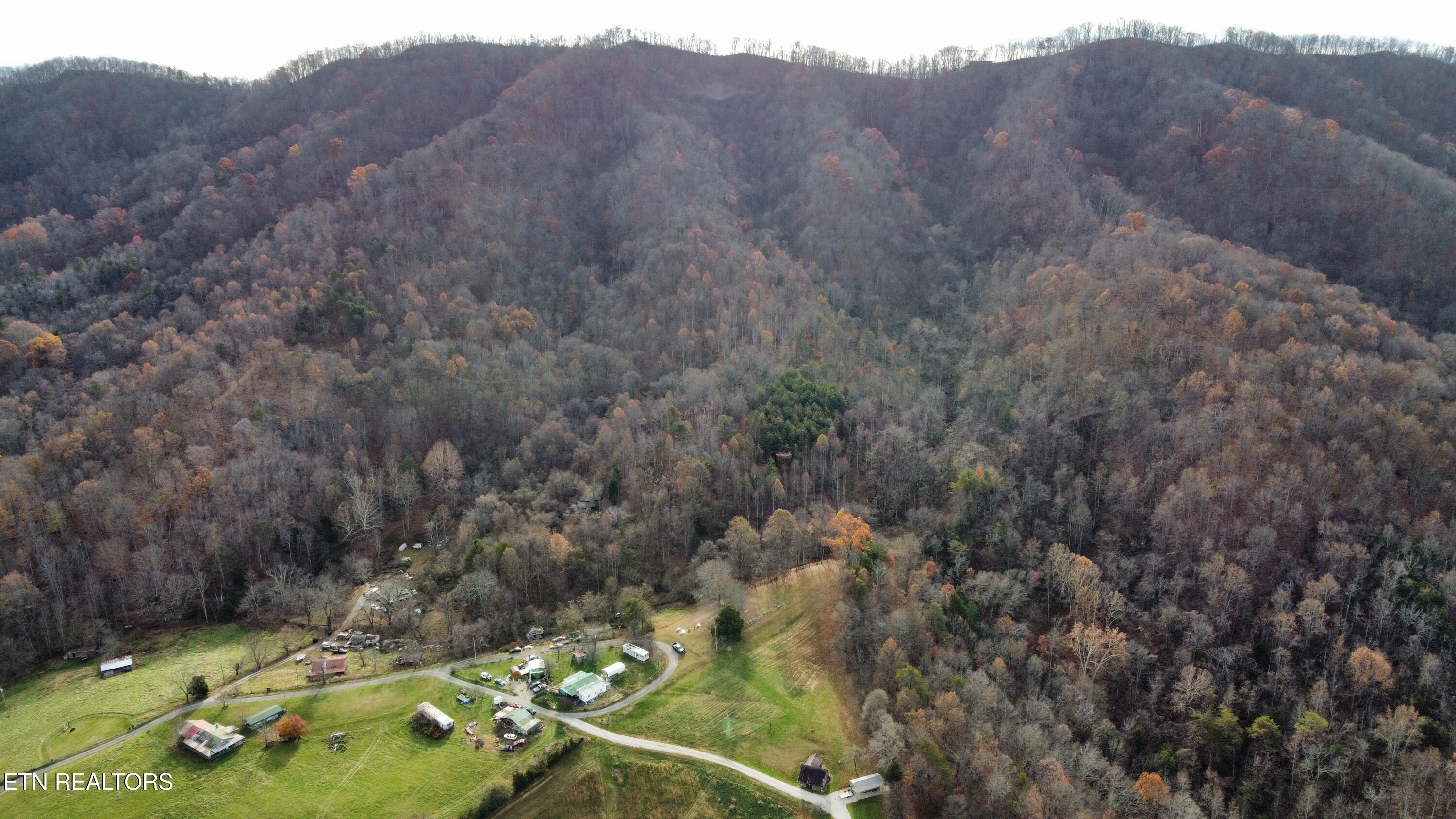 100 Acres Elum Coffey Road Thorn Hill TN 37881