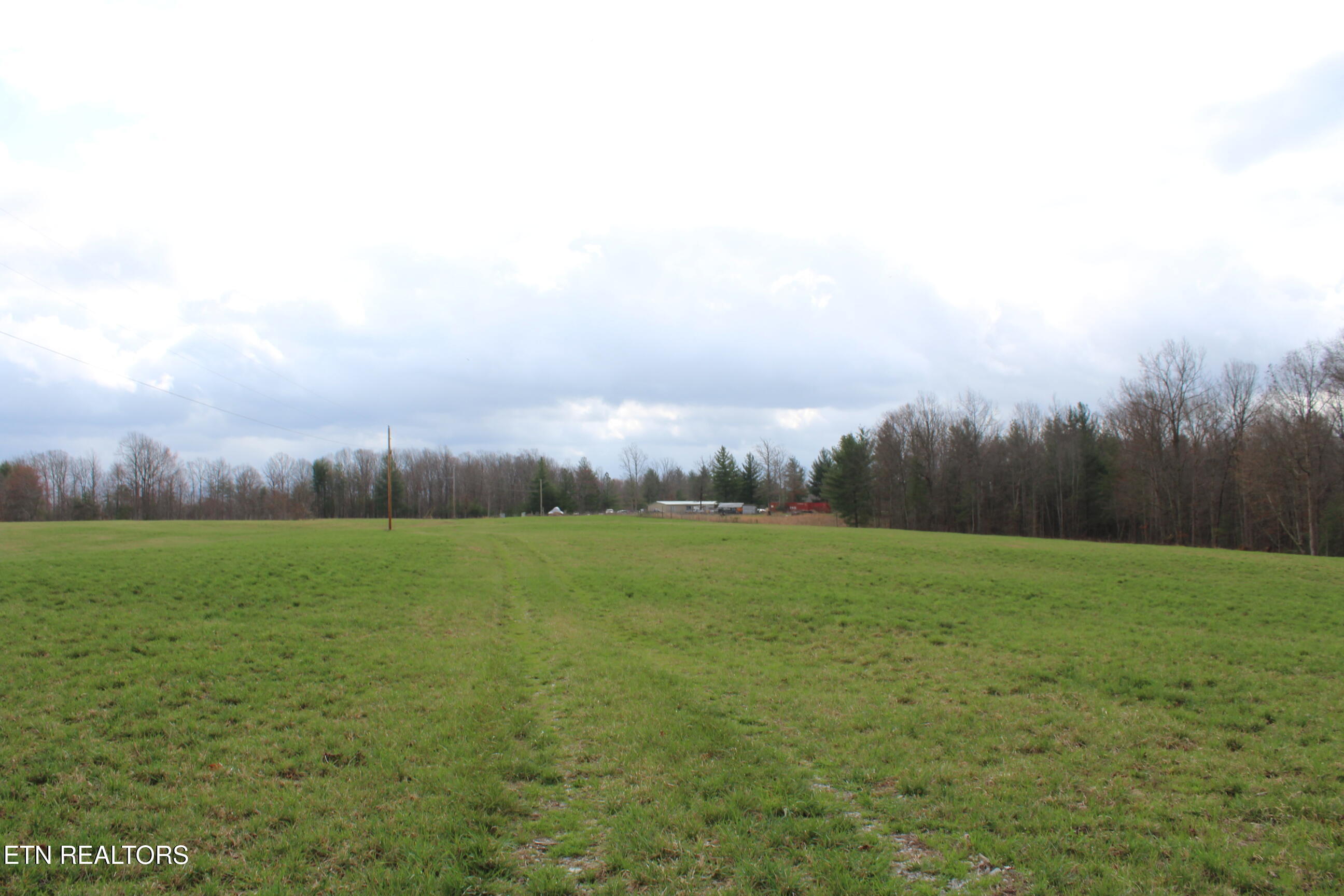 999 Meister Hills Road Deer Lodge TN 37726