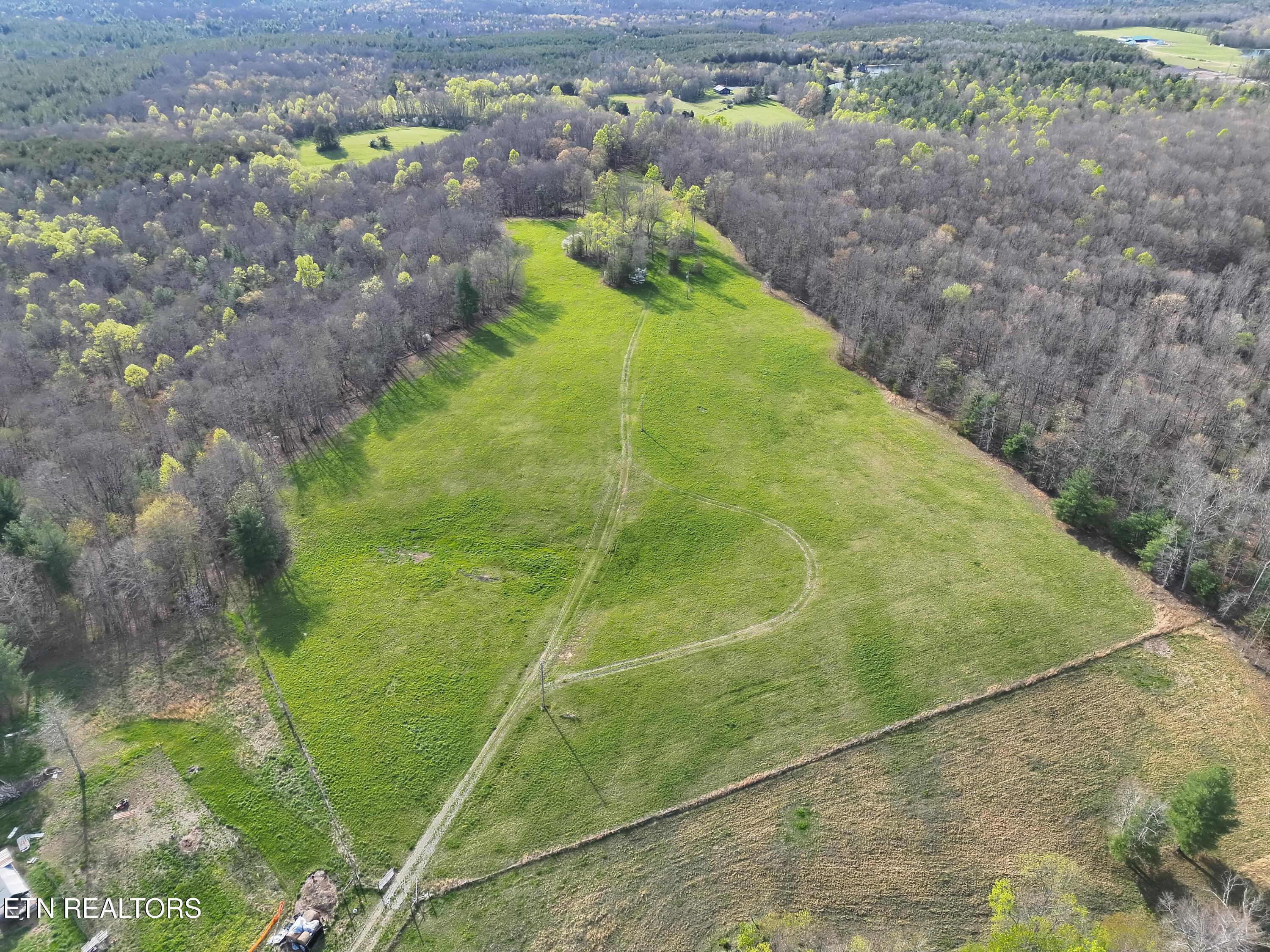 999 Meister Hills Road Deer Lodge TN 37726