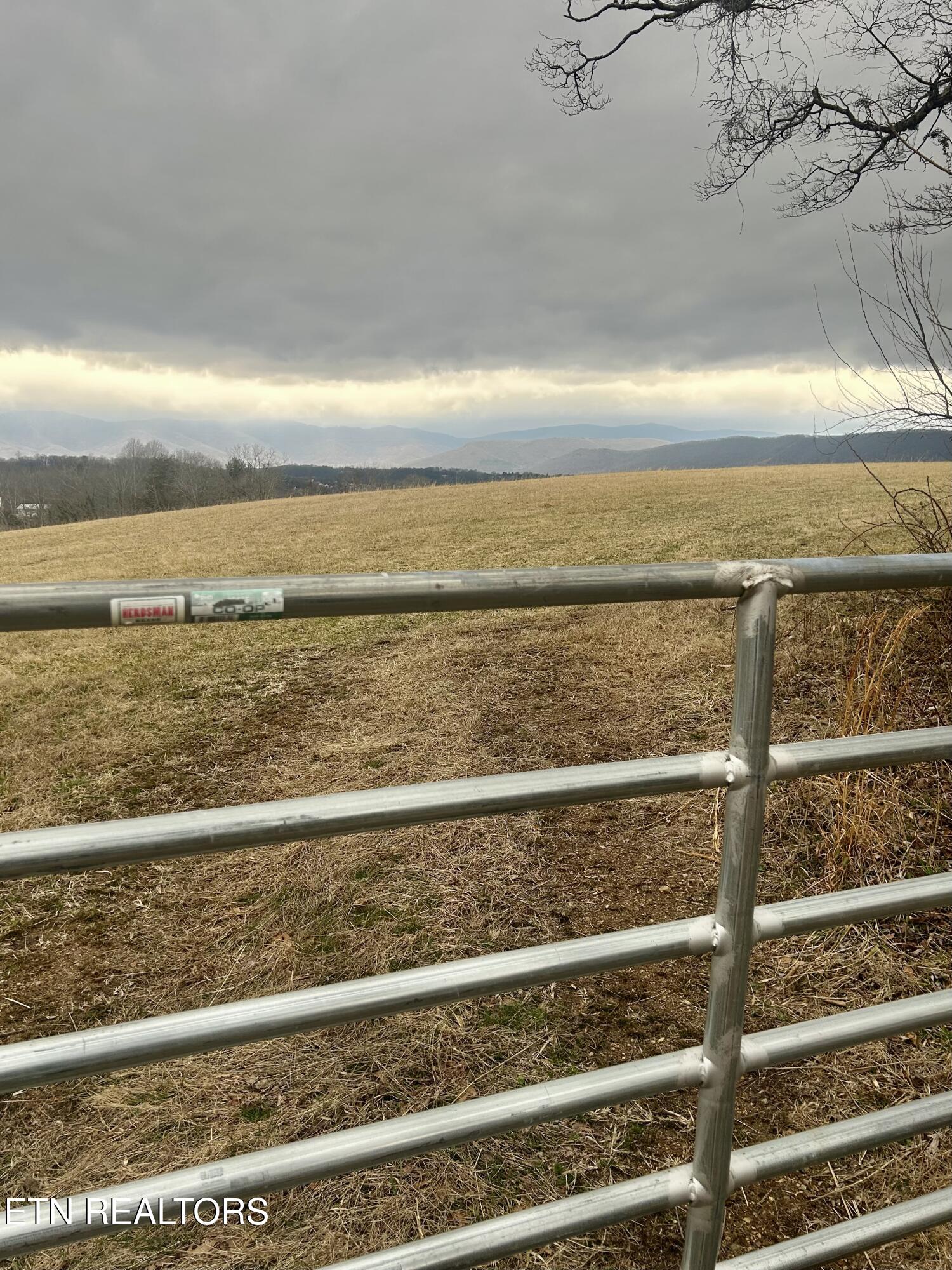 River Road Jacksboro TN 37757
