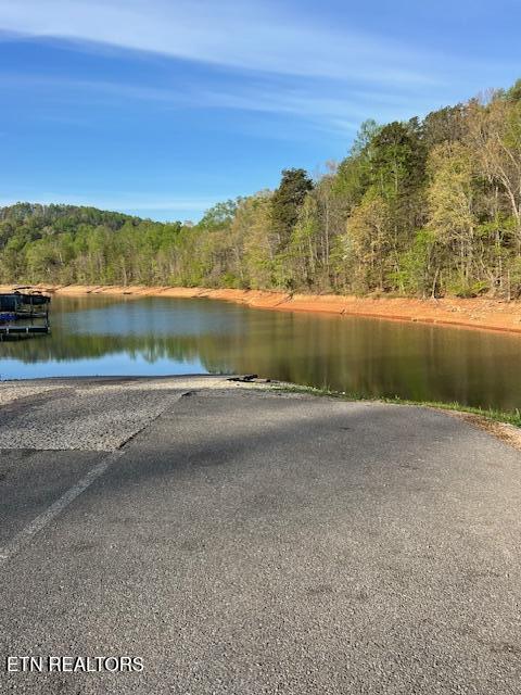 Pine Hollow Road Jacksboro TN 37757