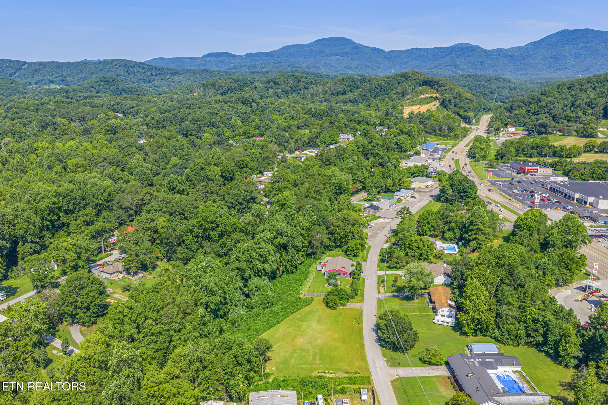 Hannah Drive Oliver Springs TN 37840